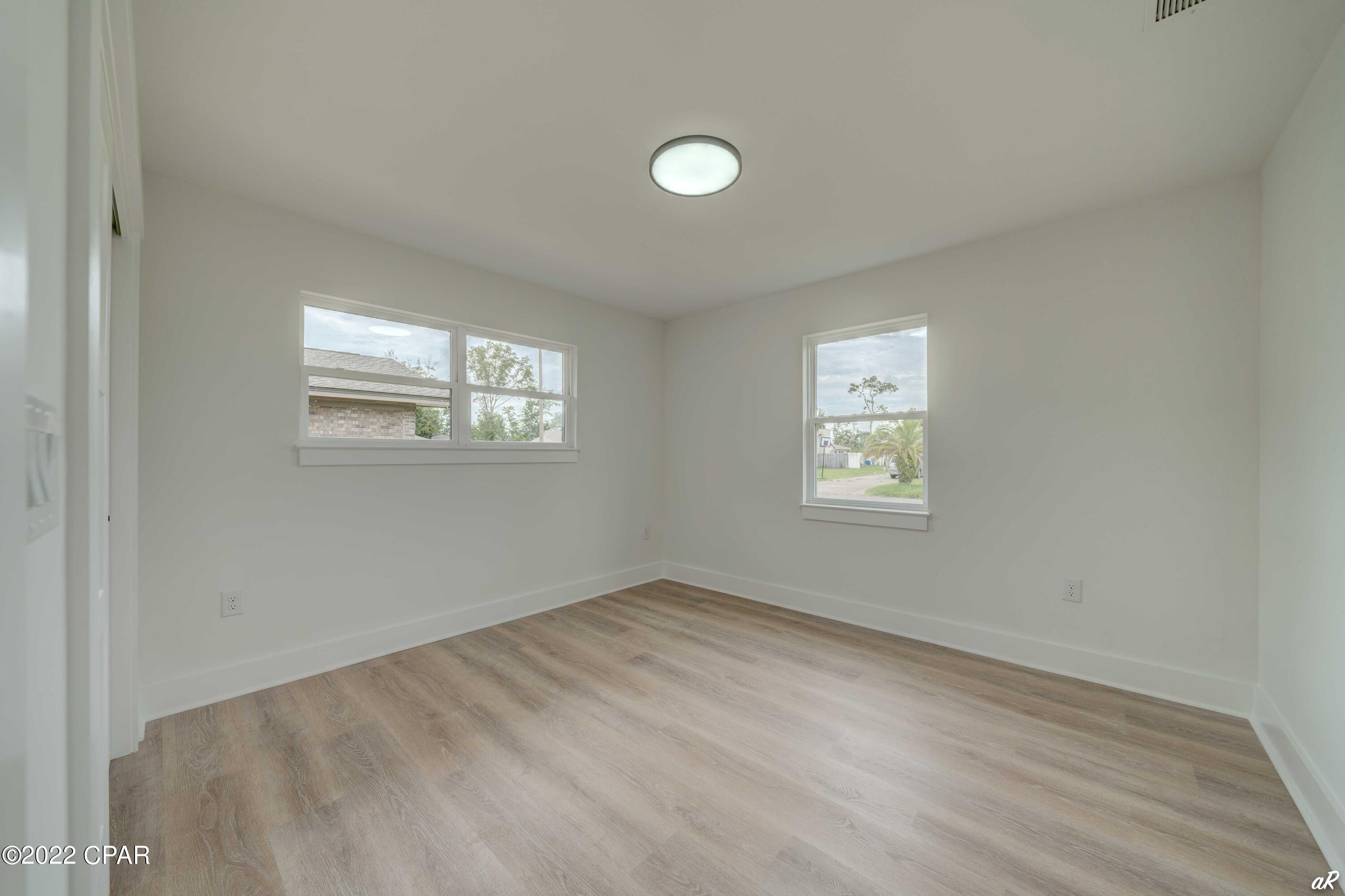 Derby Woods - Residential