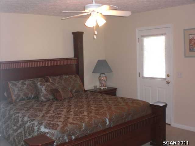 Palm Cove Phase I - Residential Lease