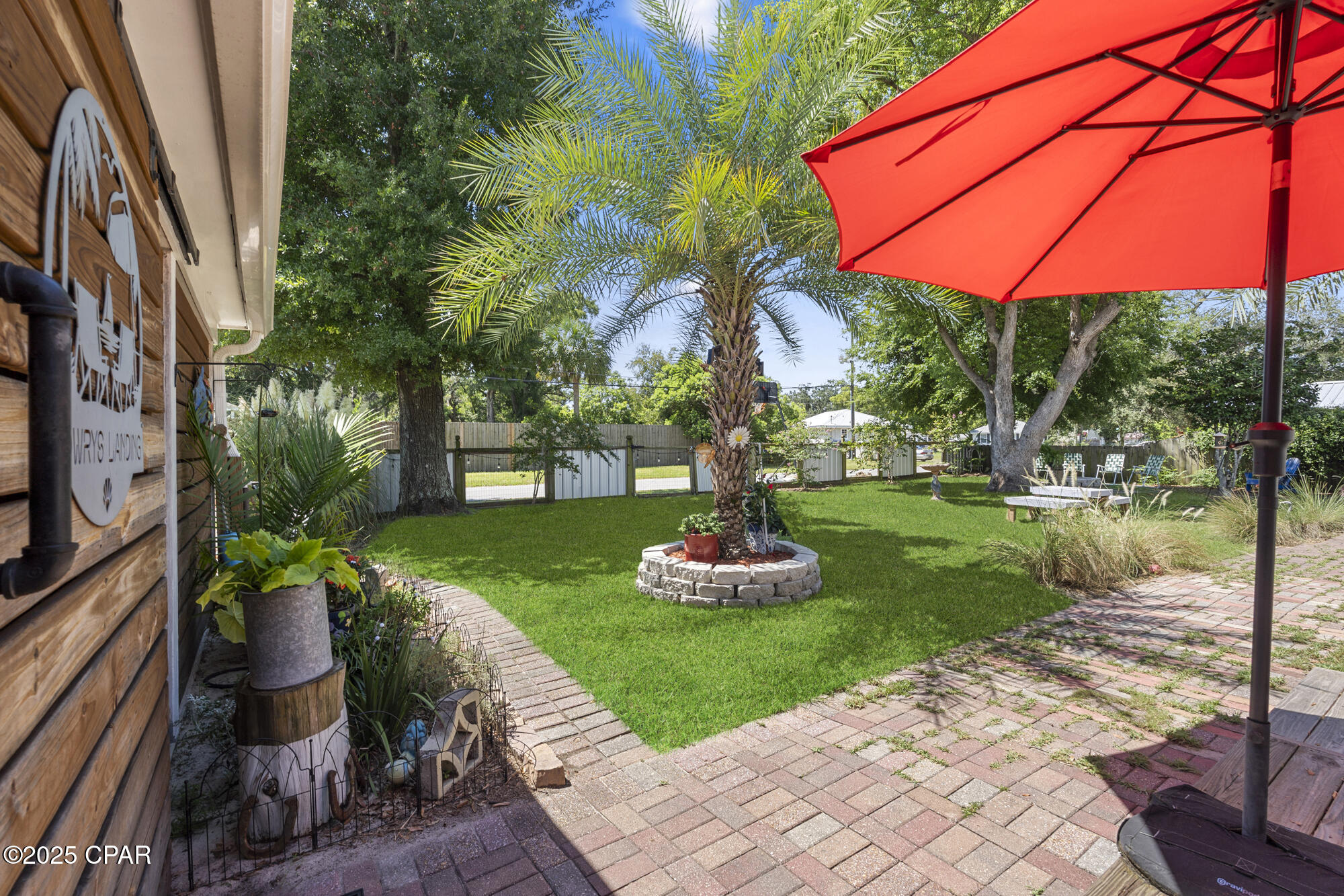Lakeside - Residential