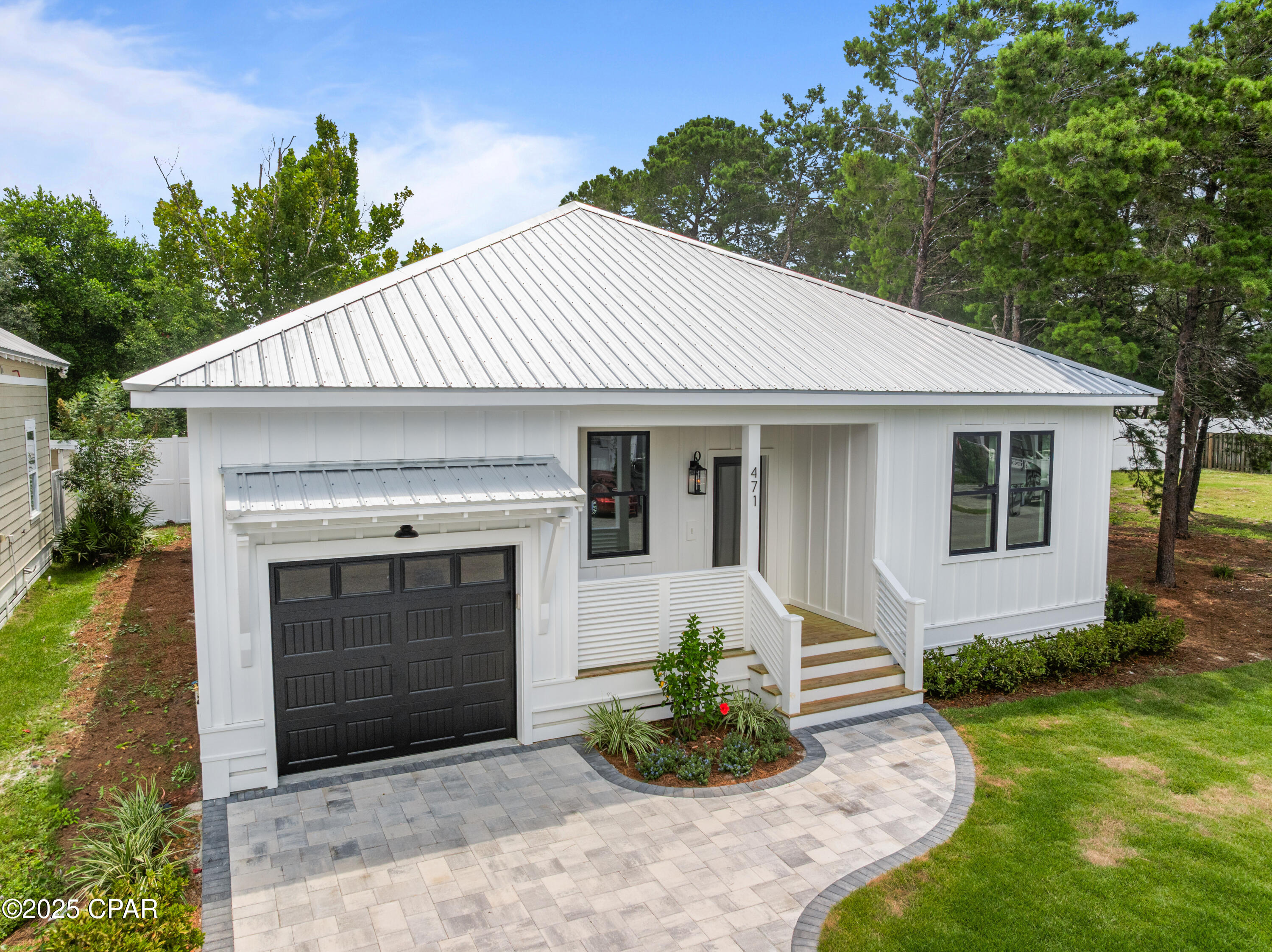 Paradise Grove - Residential