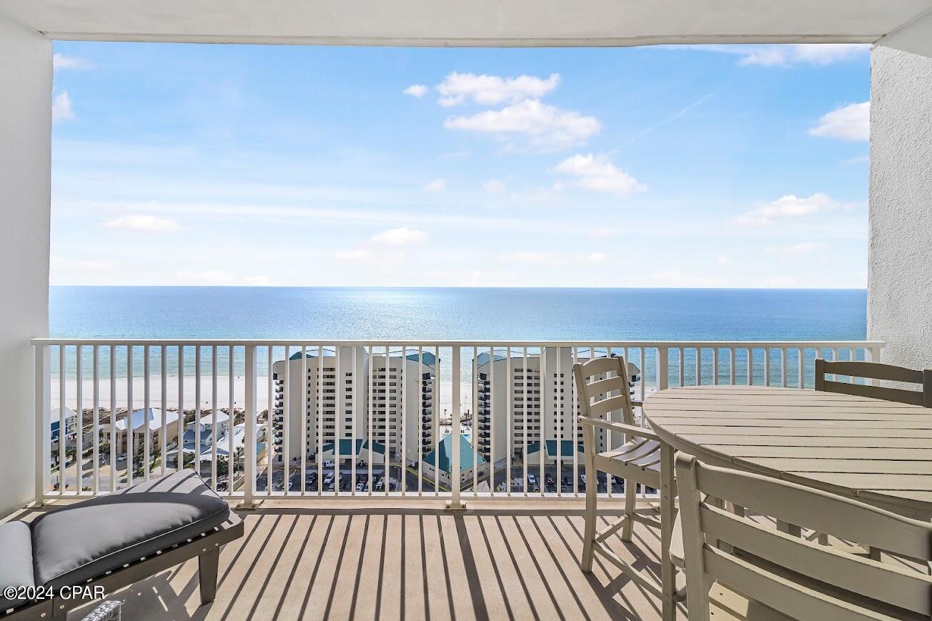 Laketown Wharf - Residential