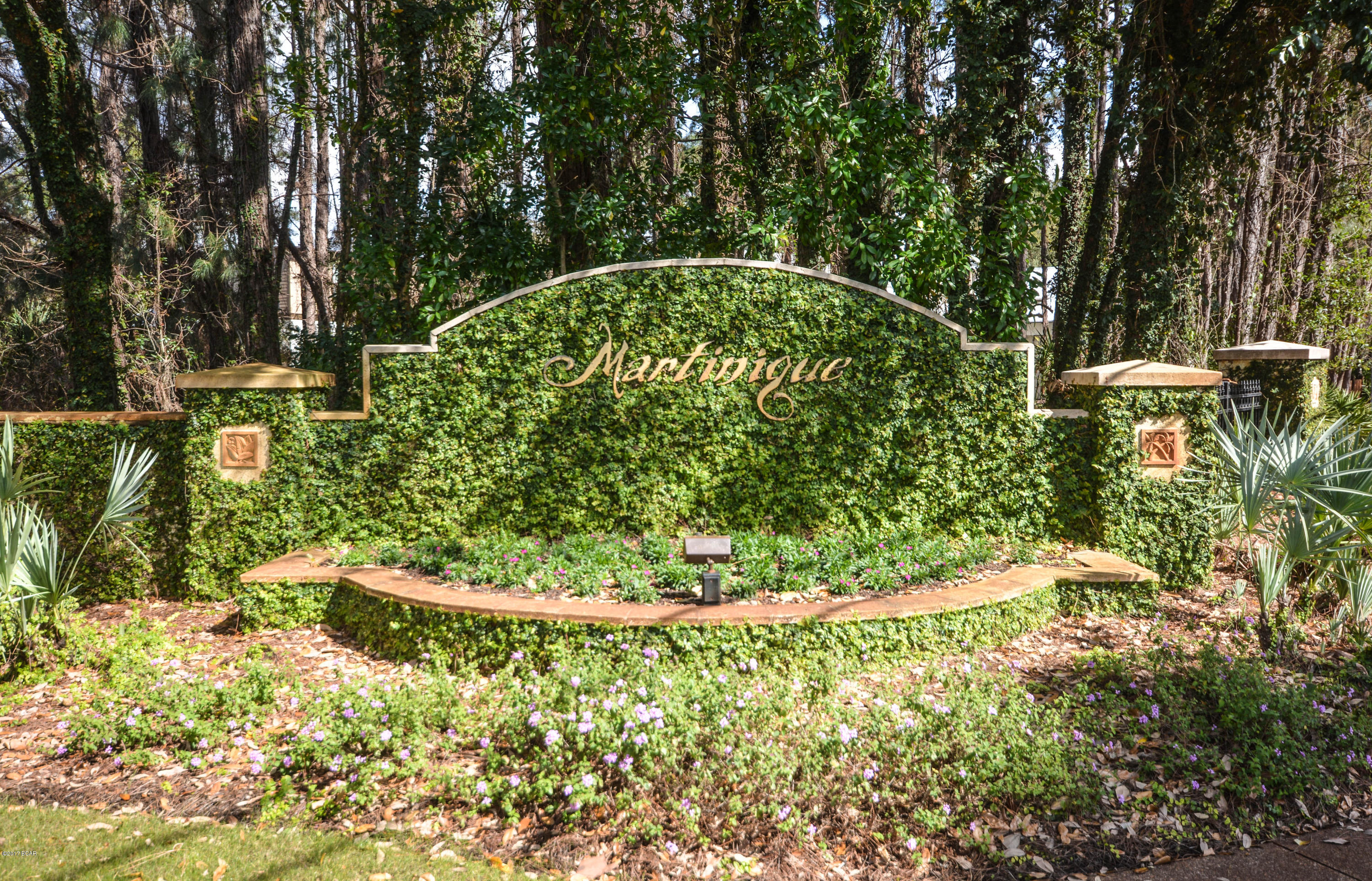 Motivated Seller!! Gorgeous pond-front lot in the gated, upscale community Martinique. Martinique offers a Rosemary Beach style with walking trails throughout the

community with man-made lakes, a community pool, playground, and basketball court. Plus just minutes to the white, sandy beaches, restaurants, shopping and much

more. This Old-Florida style community is perfect for building your dream home. Ask about Owner Financing!!
