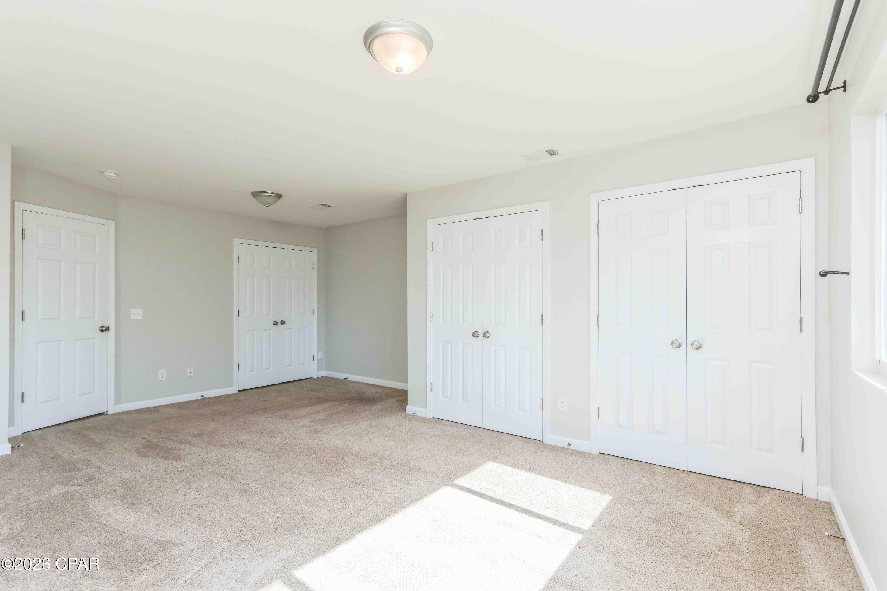 Oakshore Villas Twnhs - Residential