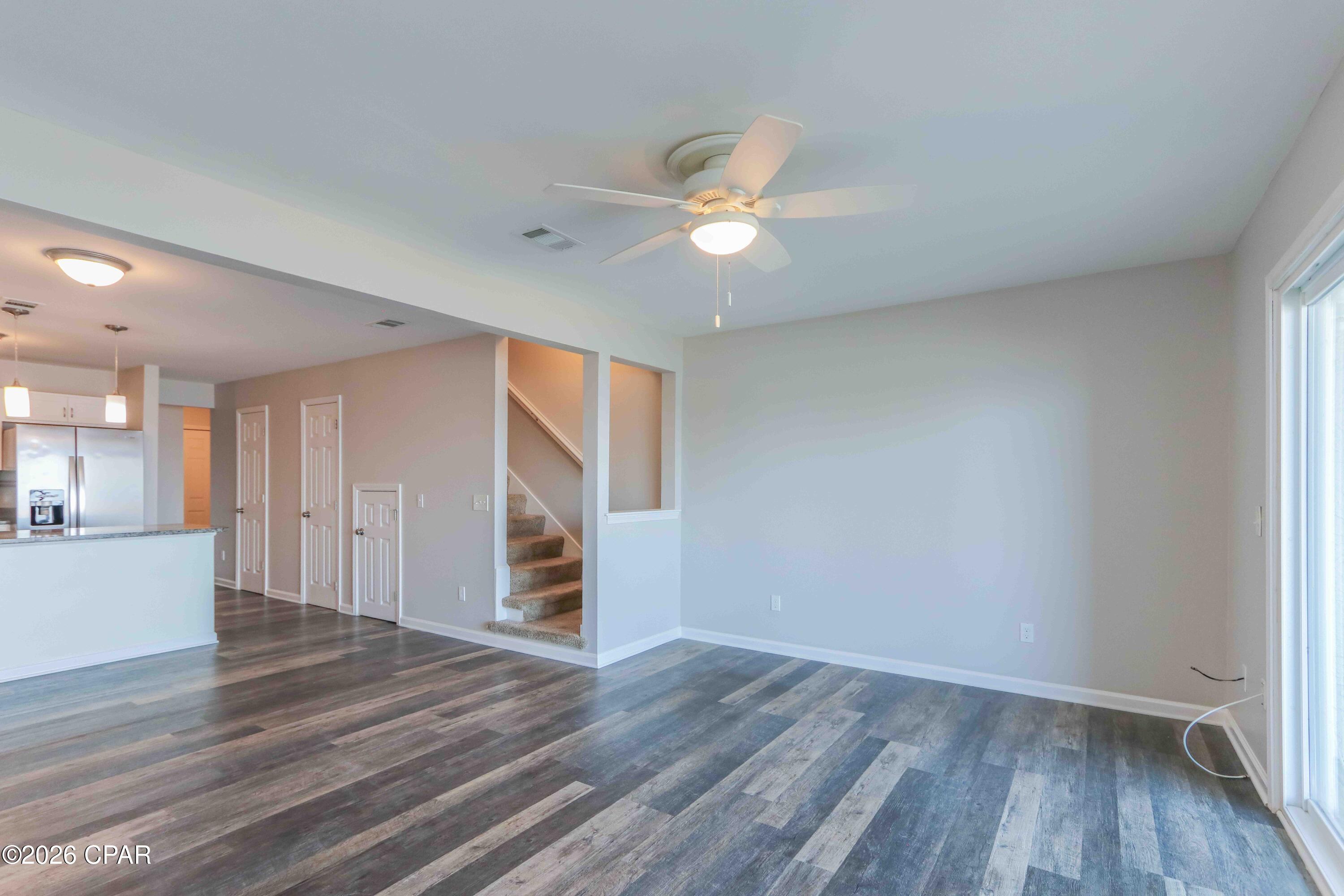 Oakshore Villas Twnhs - Residential