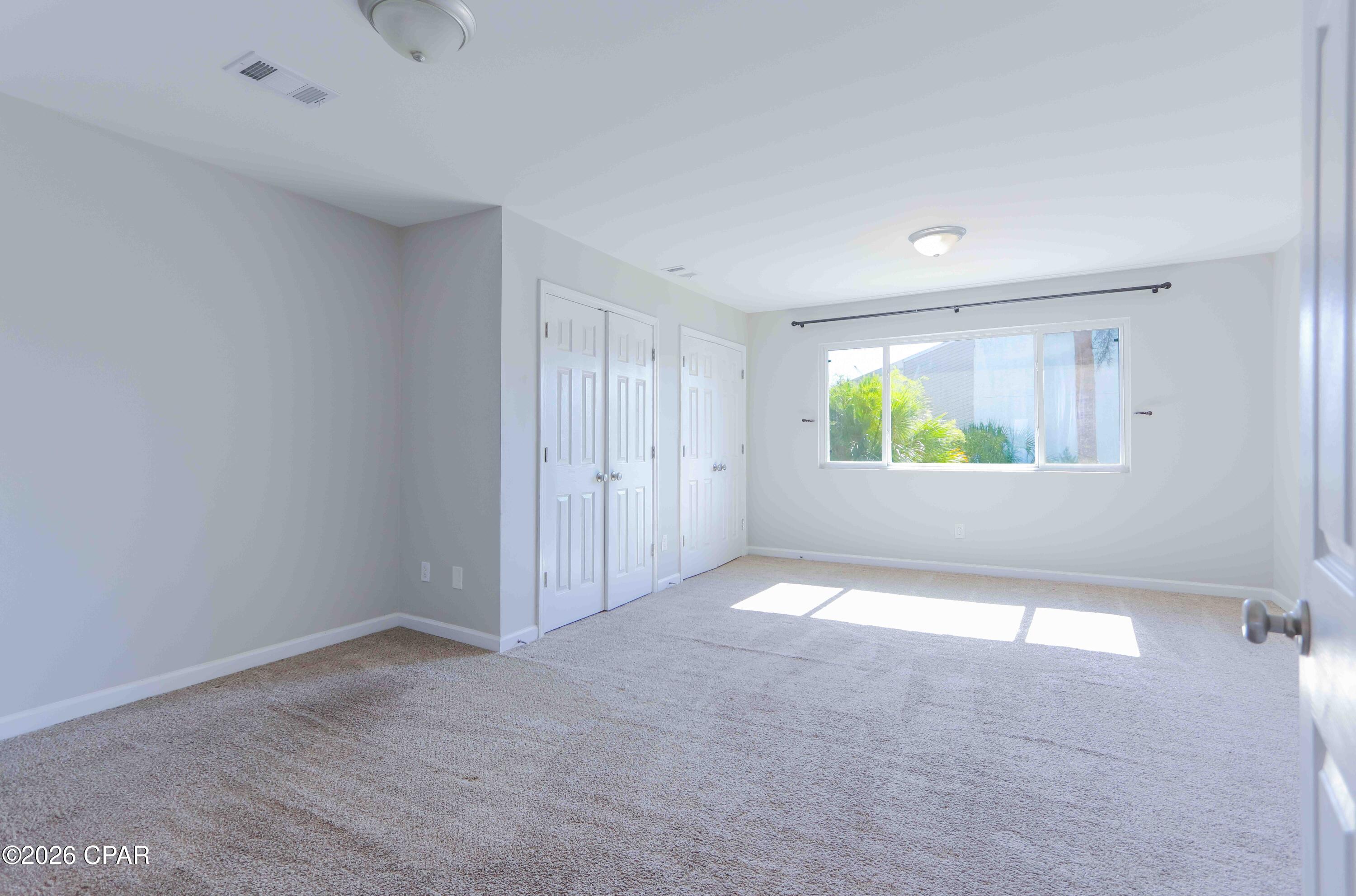 Oakshore Villas Twnhs - Residential