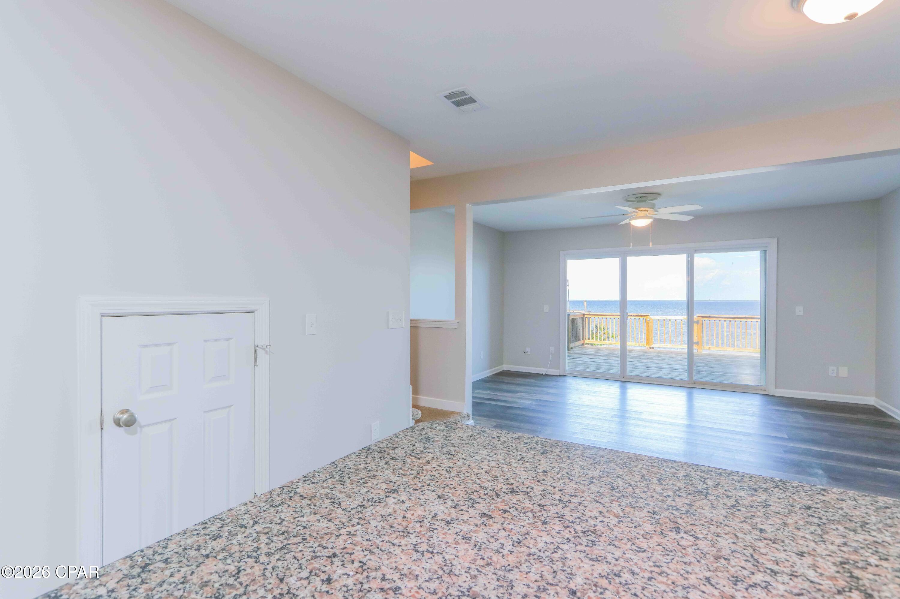 Oakshore Villas Twnhs - Residential