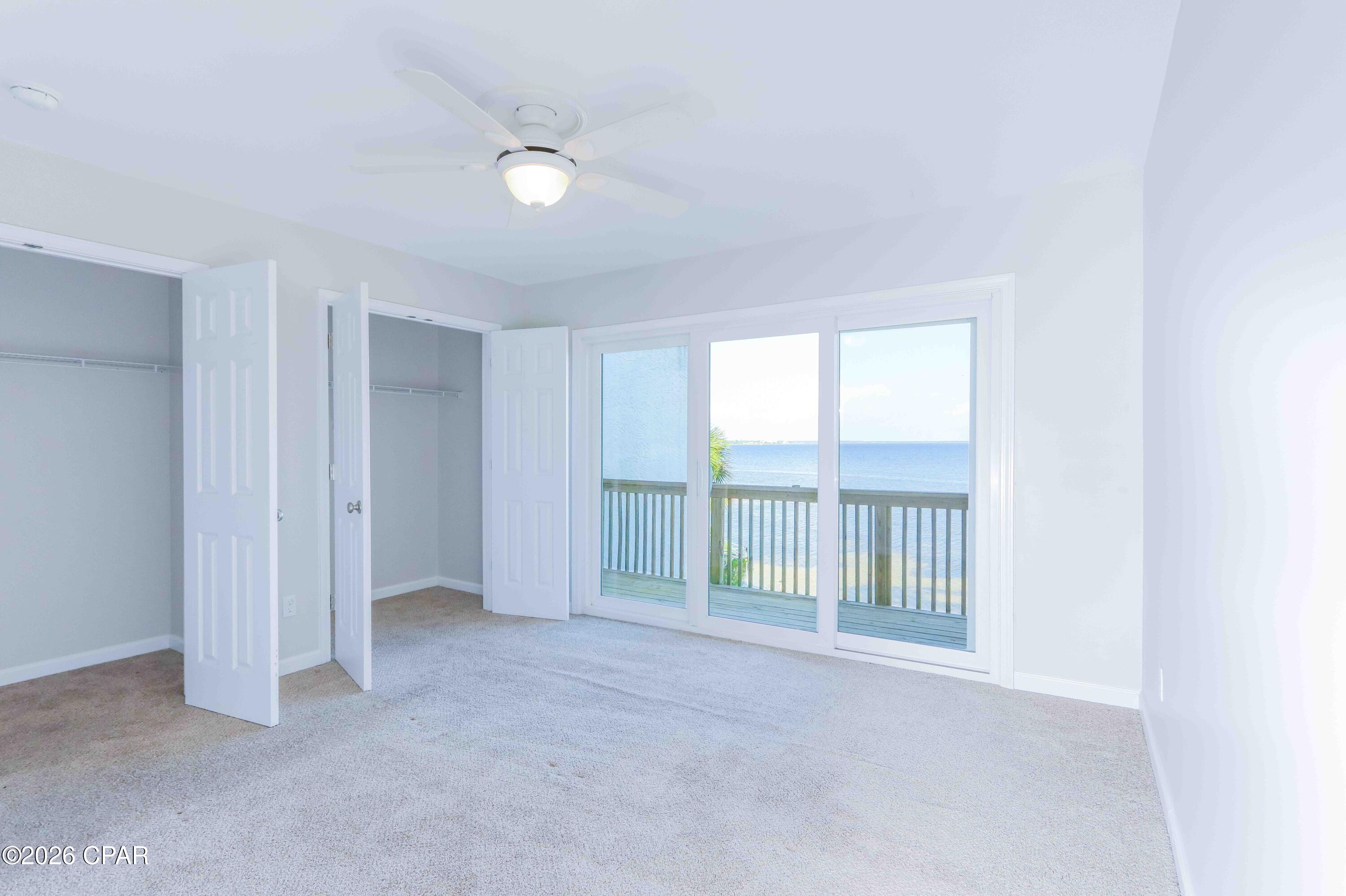 Oakshore Villas Twnhs - Residential