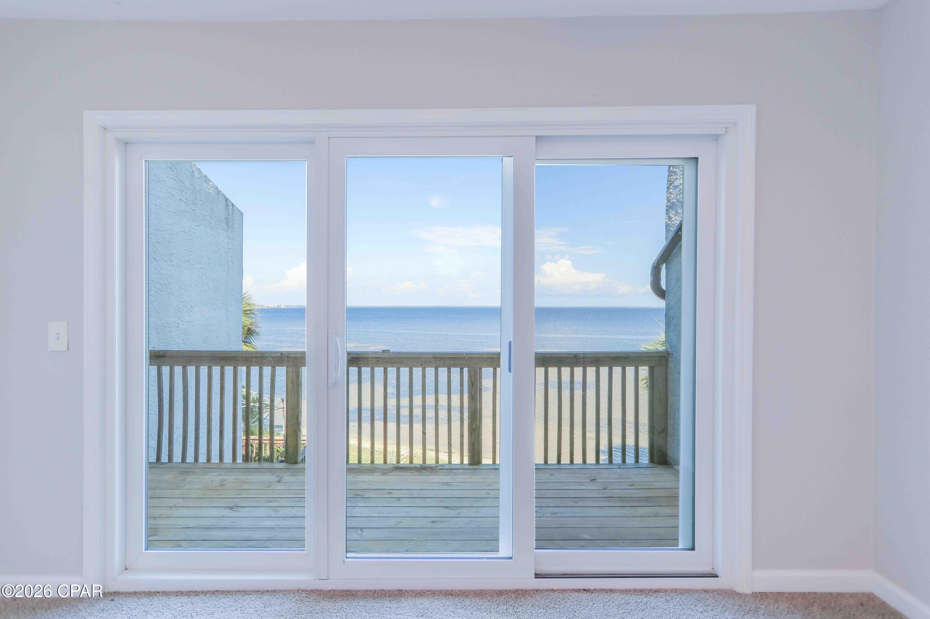 Oakshore Villas Twnhs - Residential