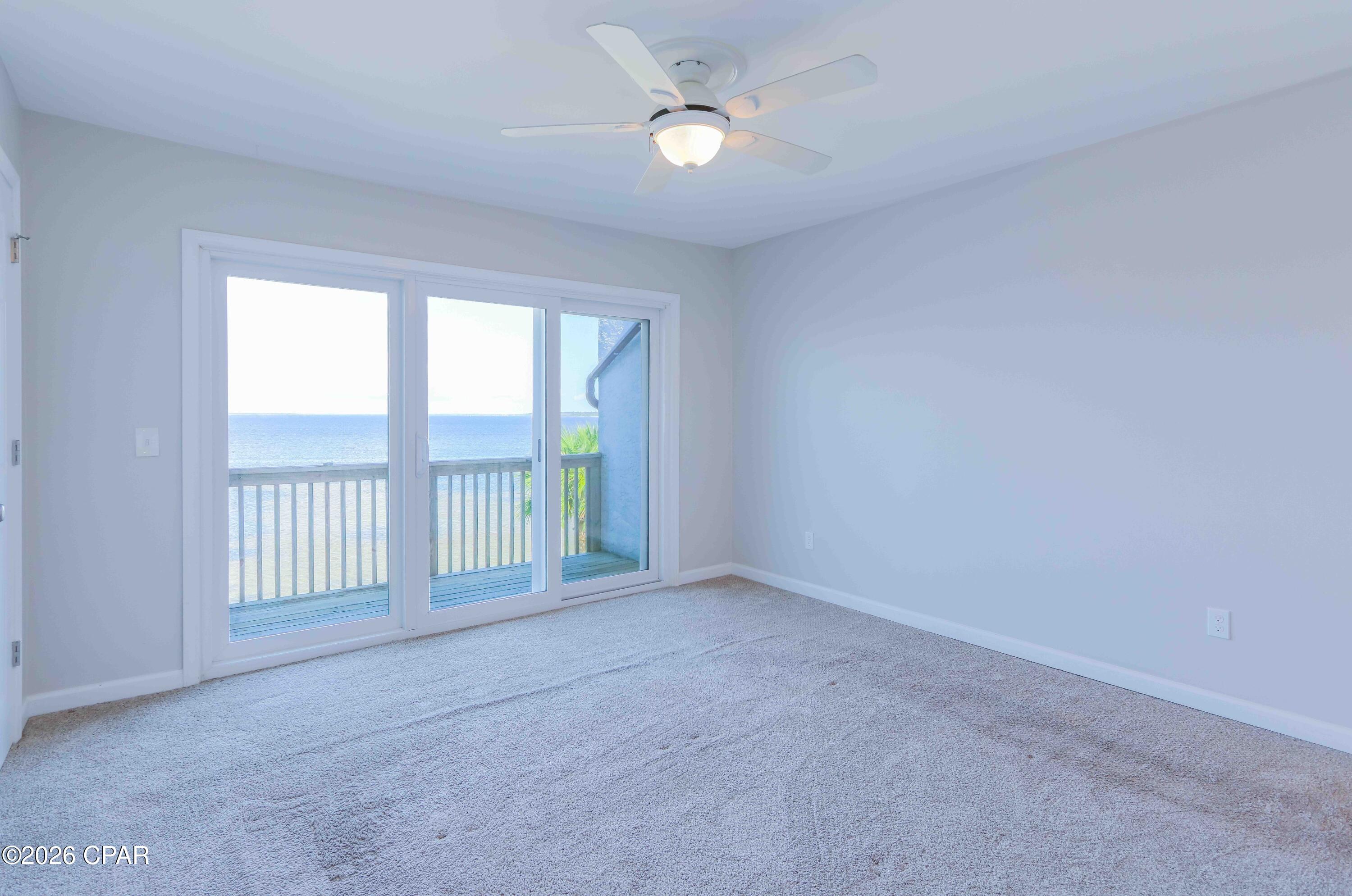 Oakshore Villas Twnhs - Residential