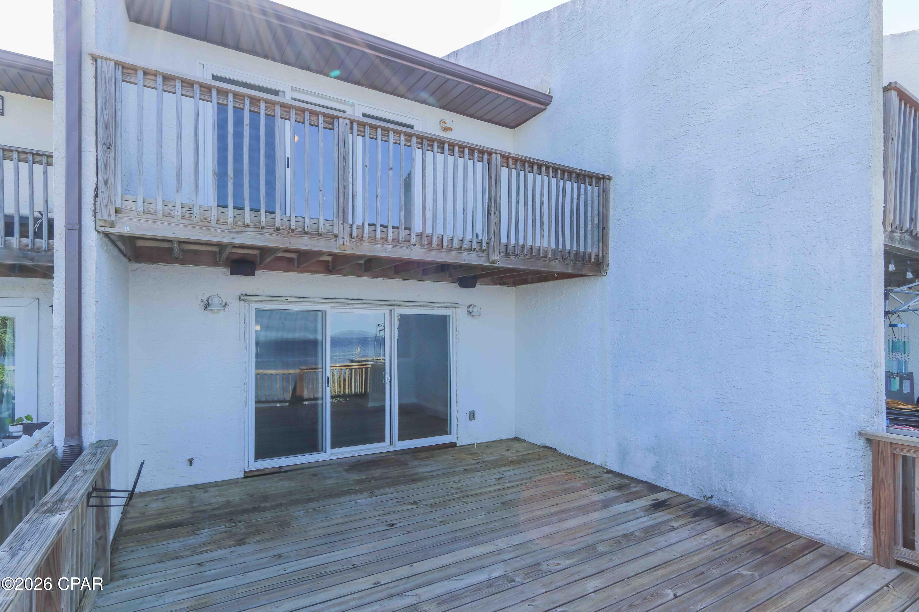 Oakshore Villas Twnhs - Residential