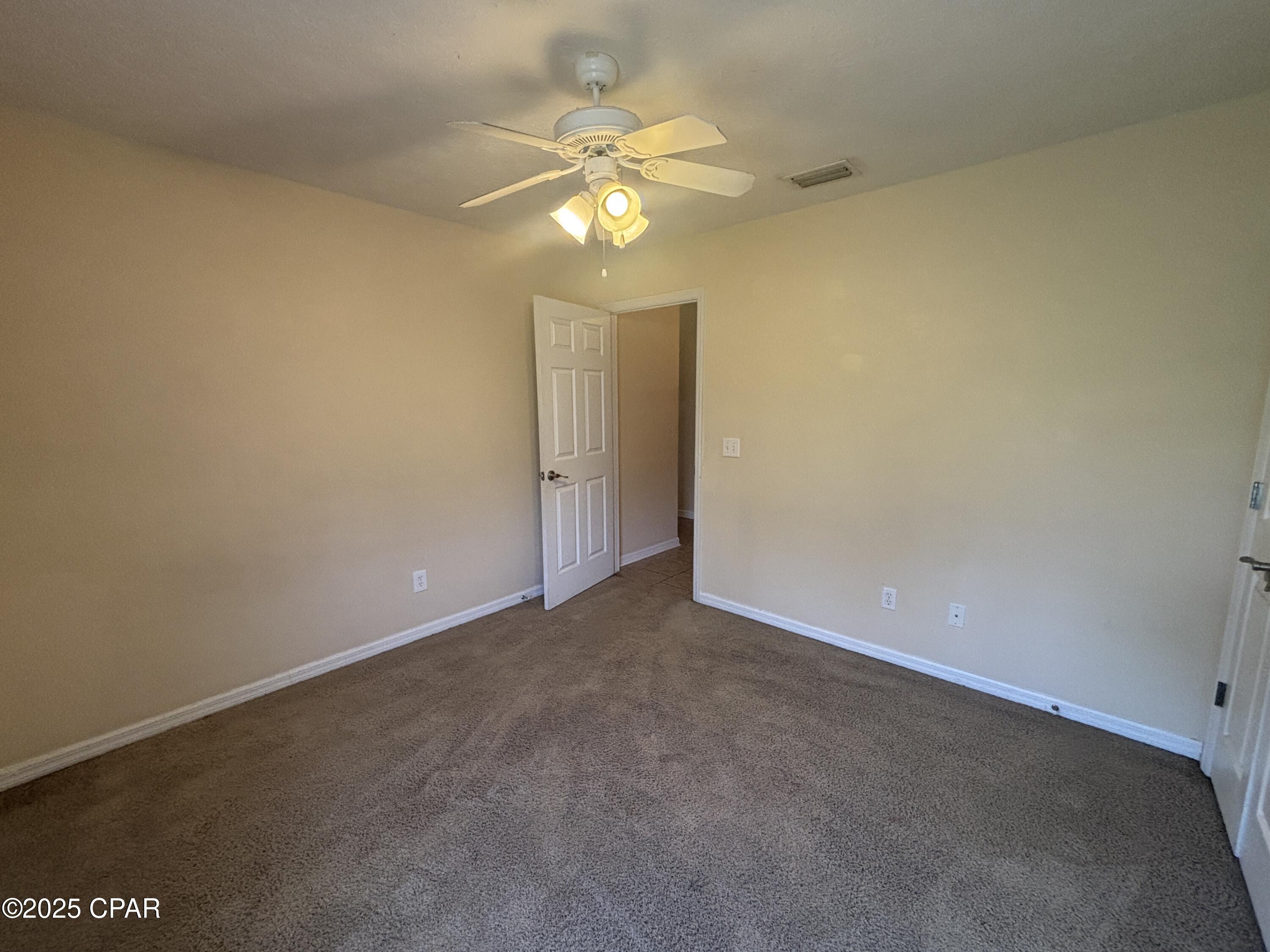 [No Recorded Subdiv] - Residential Lease