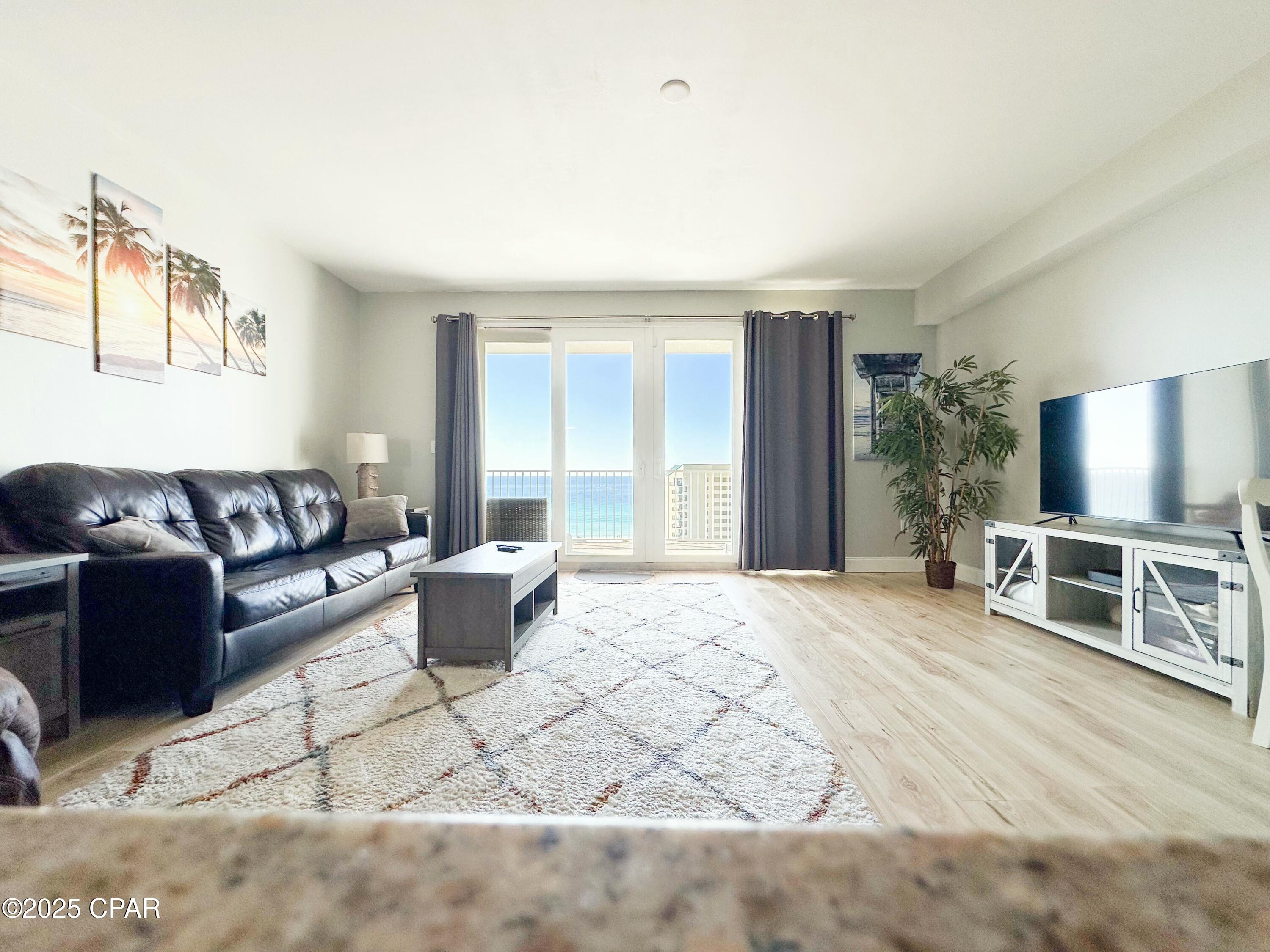 Laketown Wharf - Residential