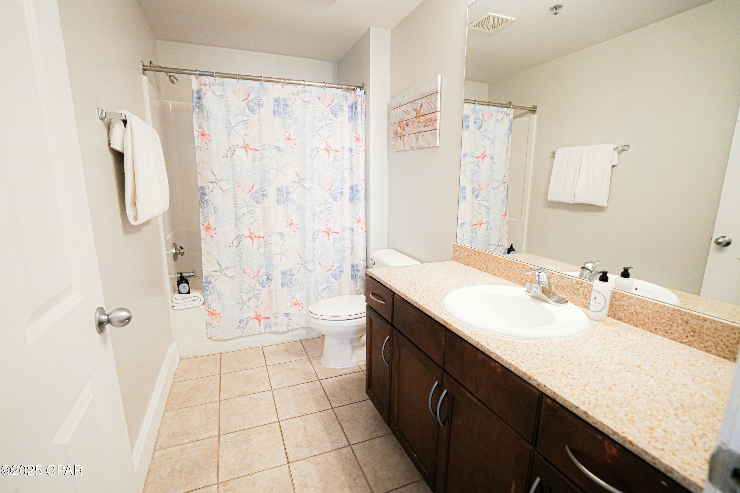 Laketown Wharf - Residential