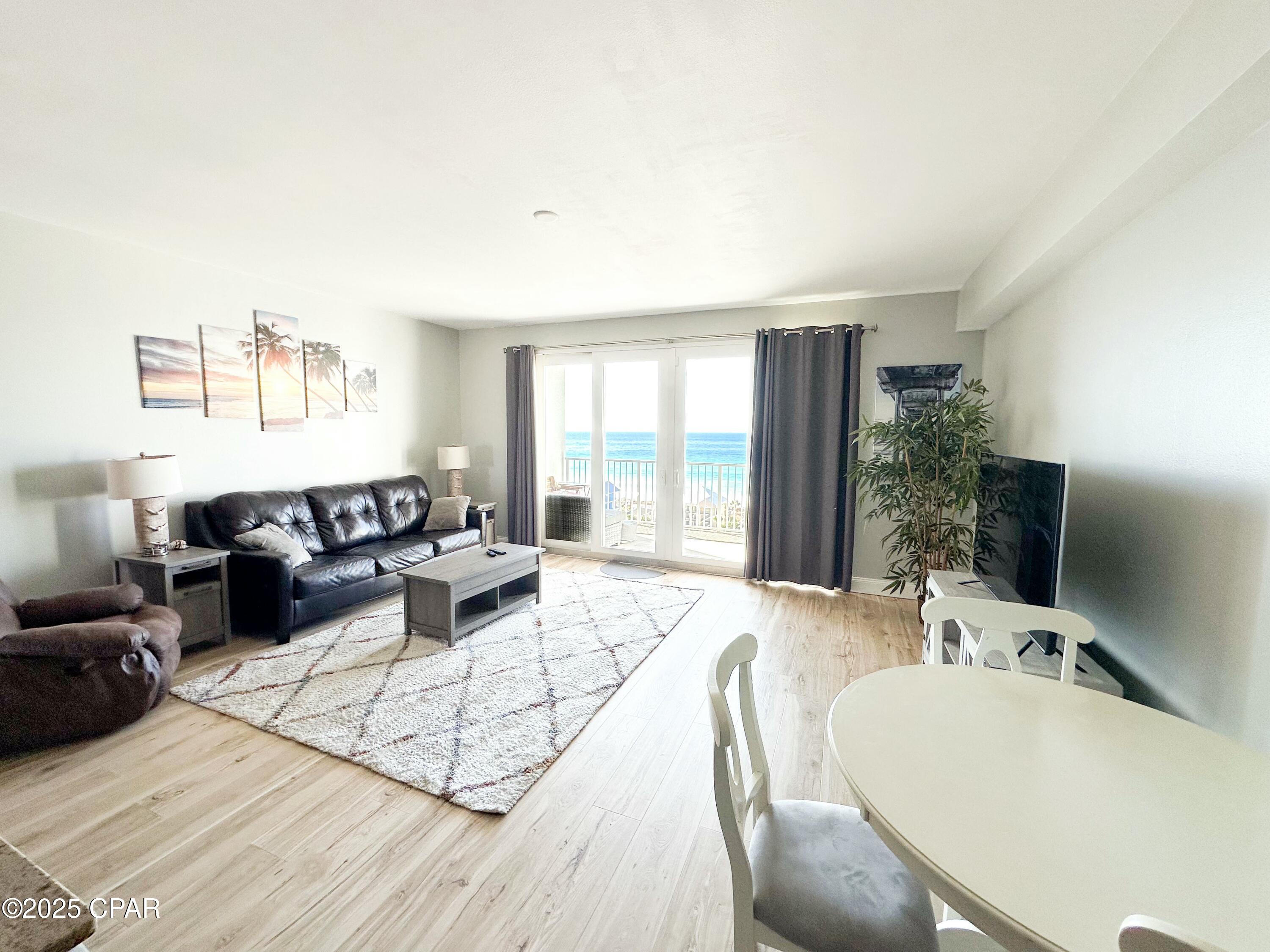 Laketown Wharf - Residential