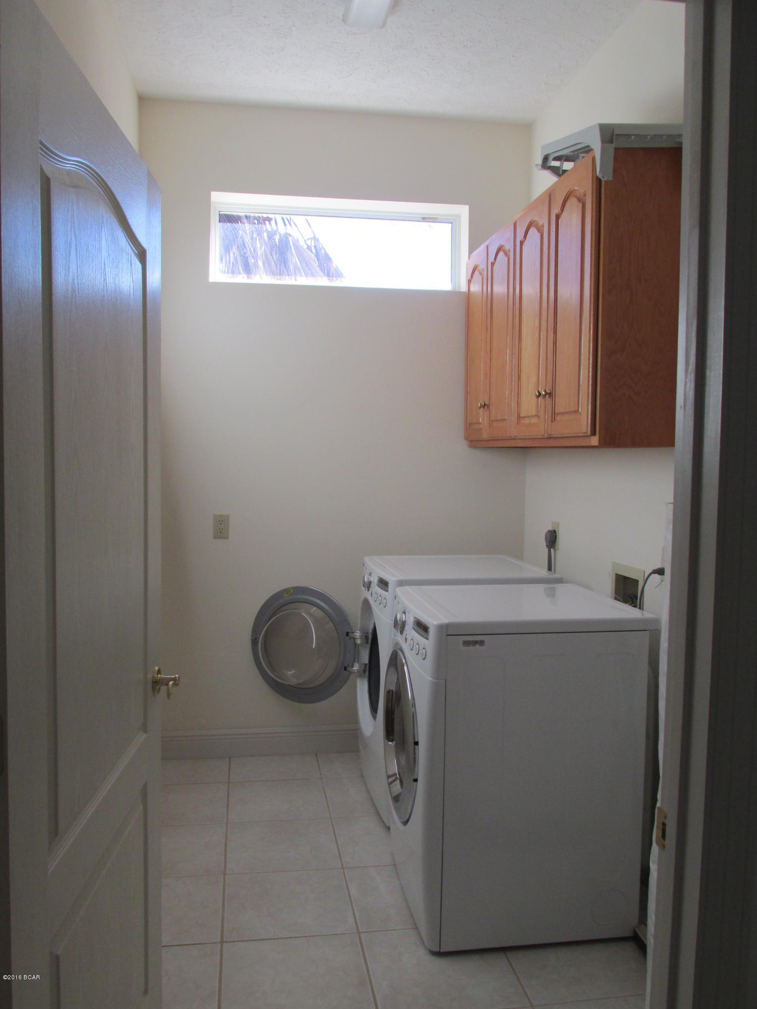 Sandy Creek Air Park Ph II - Residential Lease