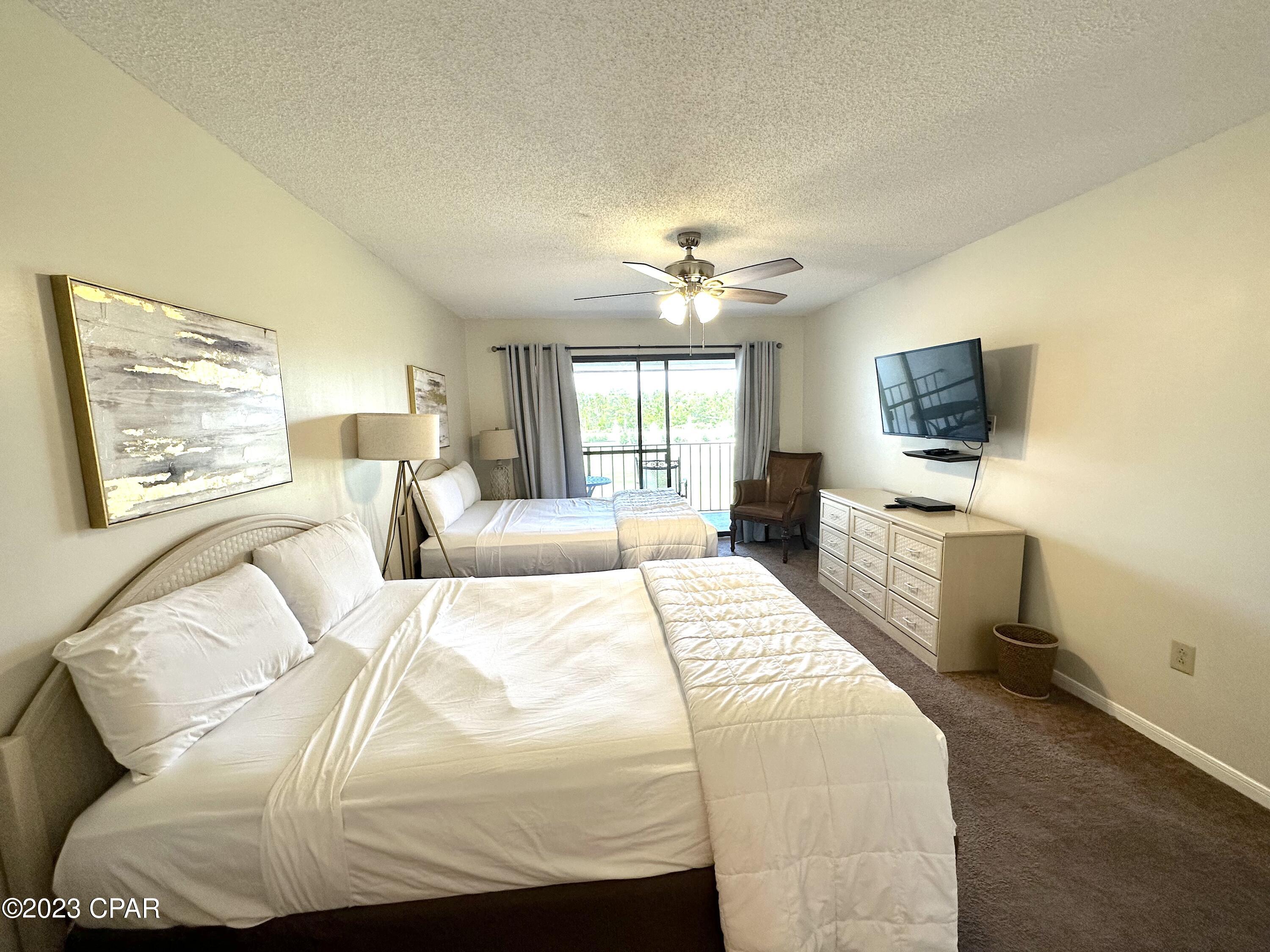 Edgewater Golf Villas V-A - Residential