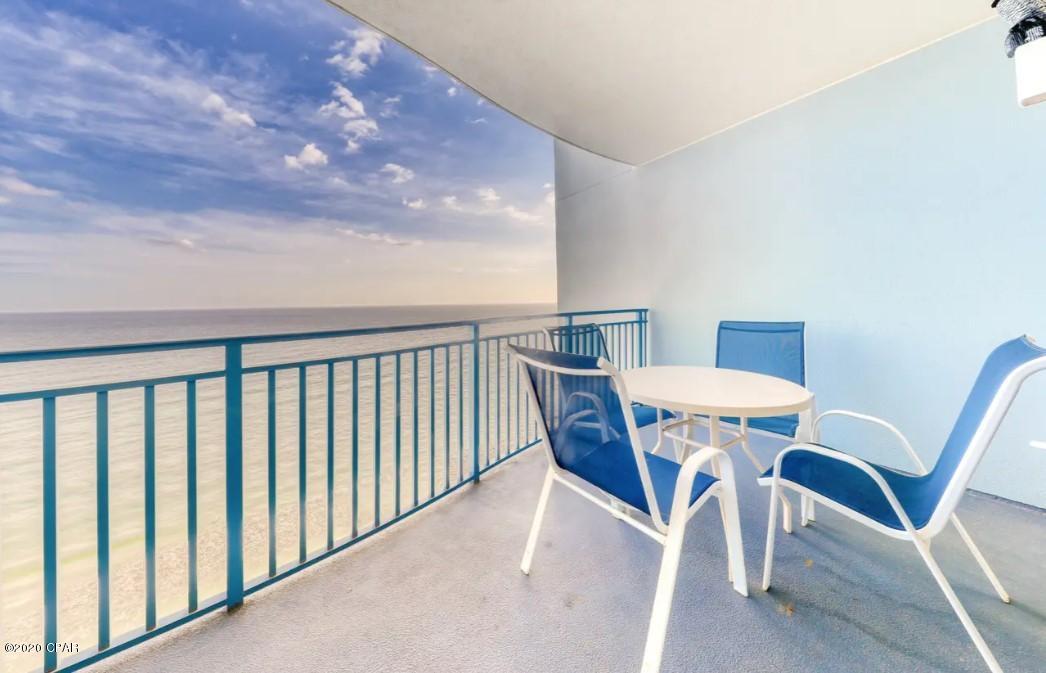 Sterling Breeze - Residential