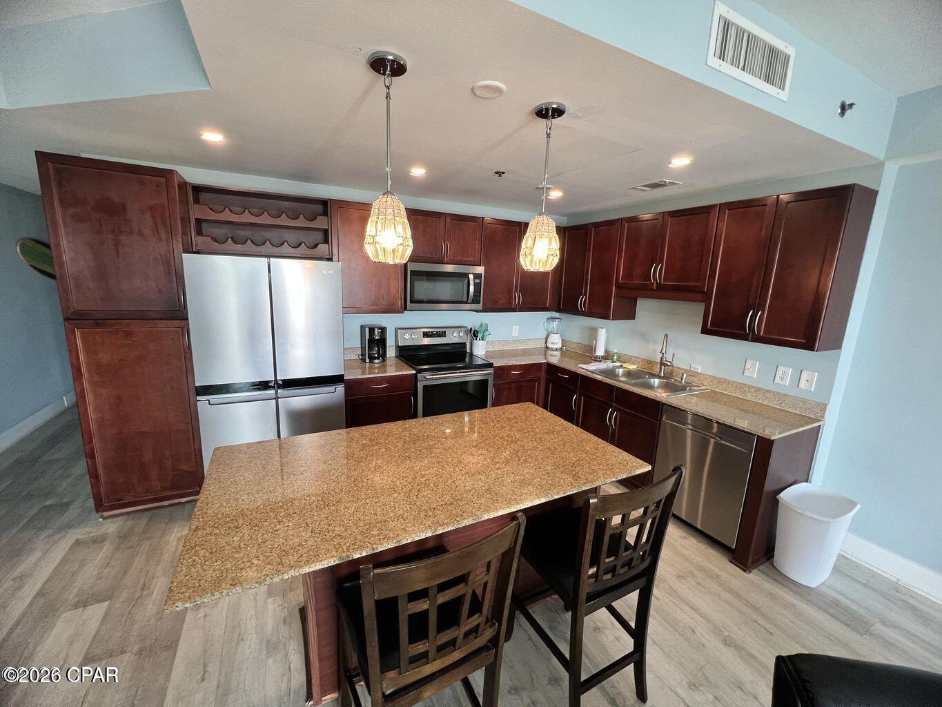 Laketown Wharf - Residential