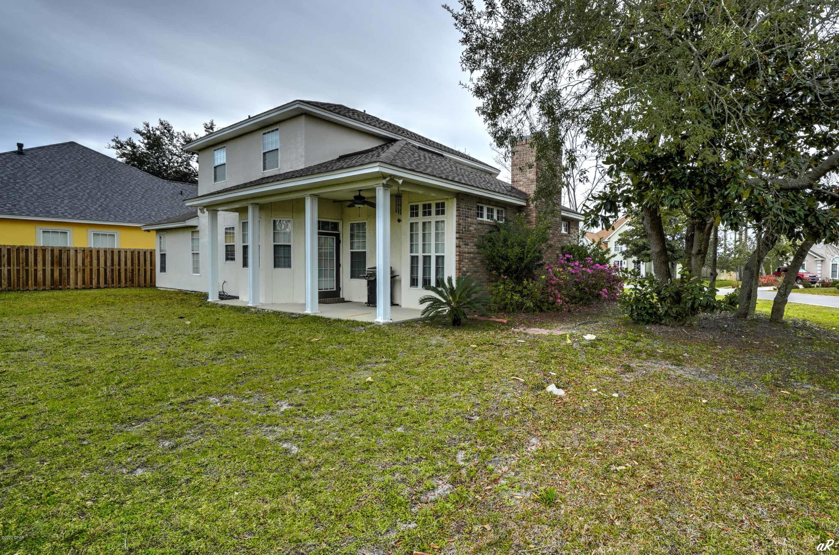 Pelican Bay - Residential