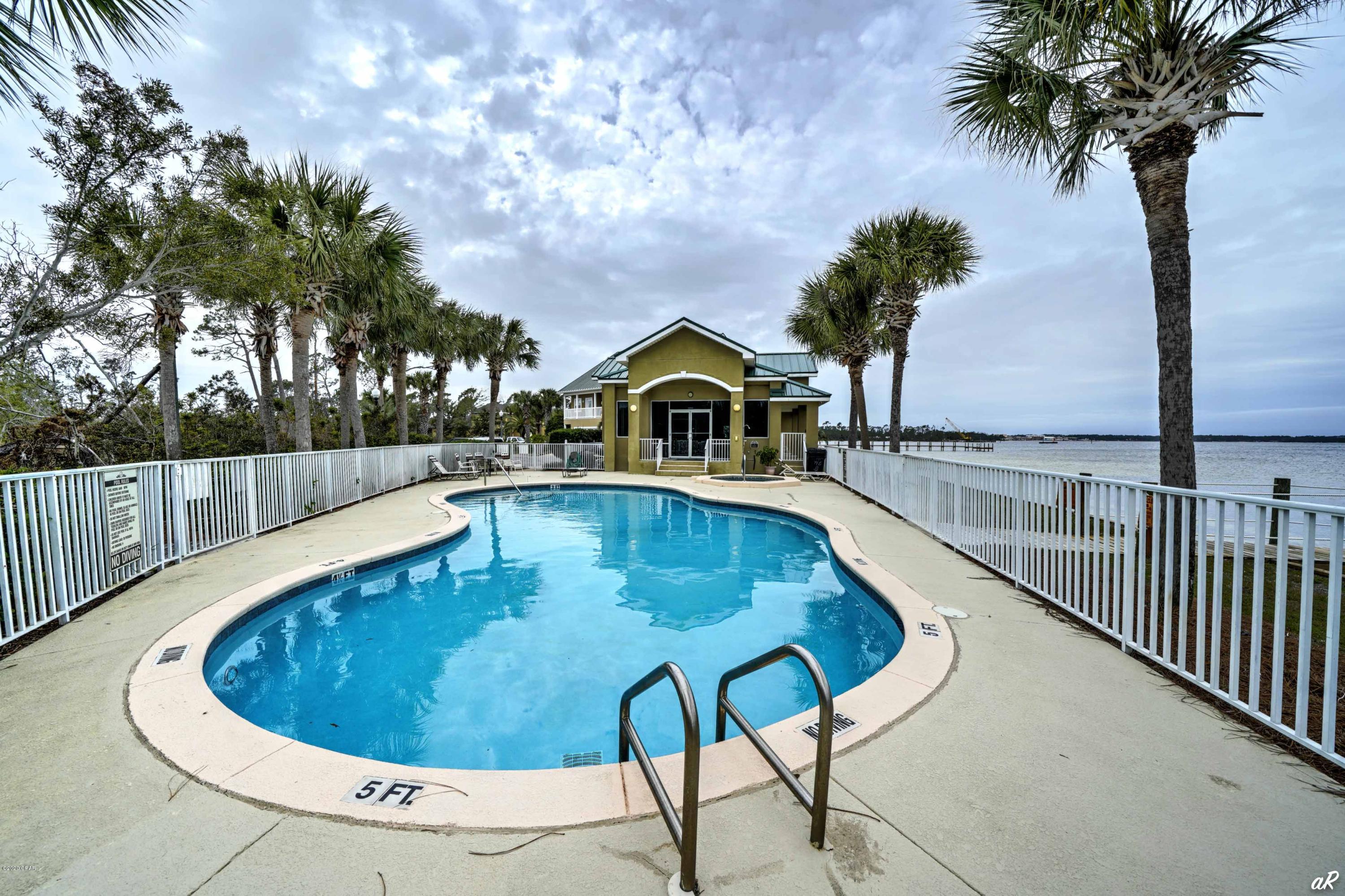 Pelican Bay - Residential