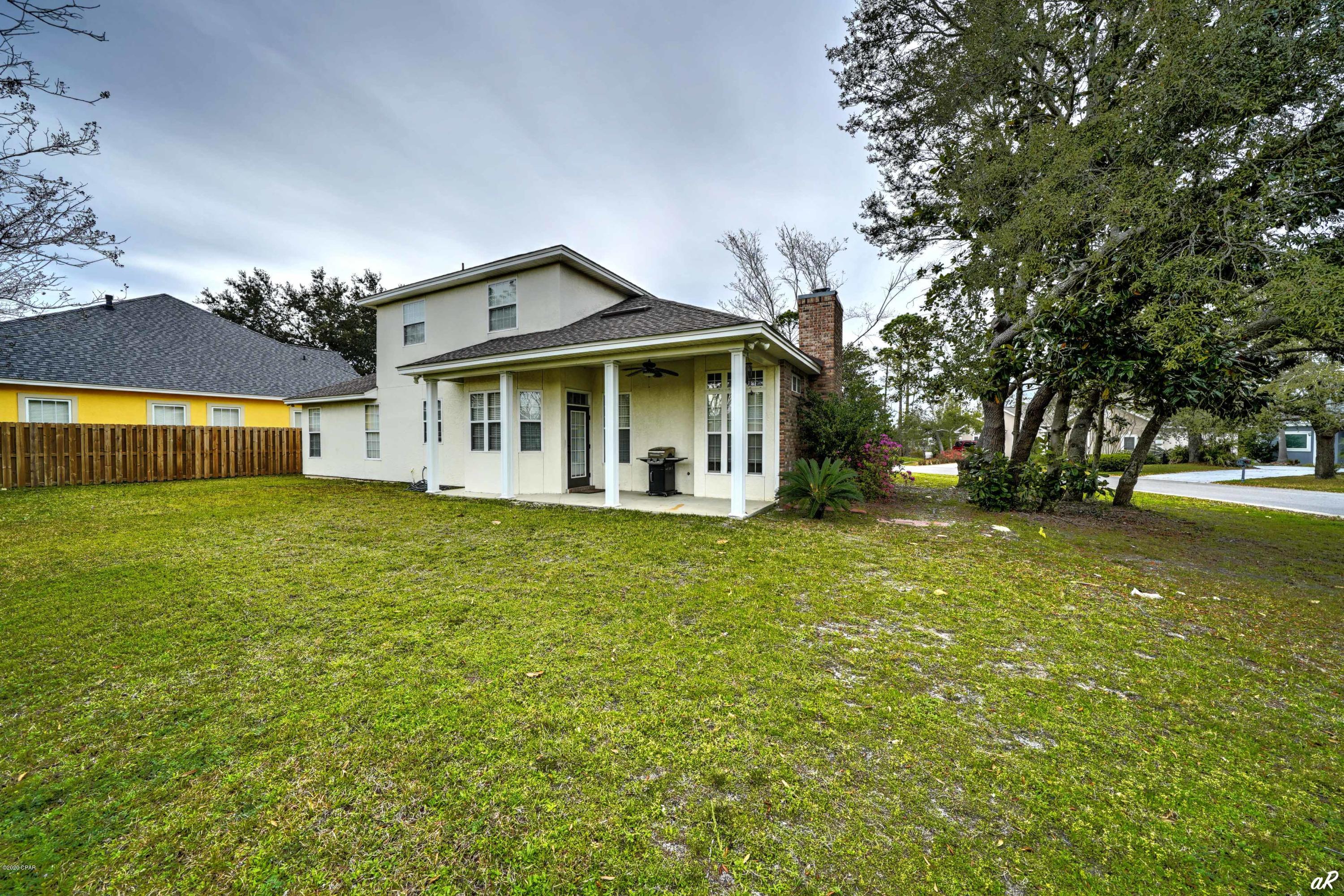 Pelican Bay - Residential