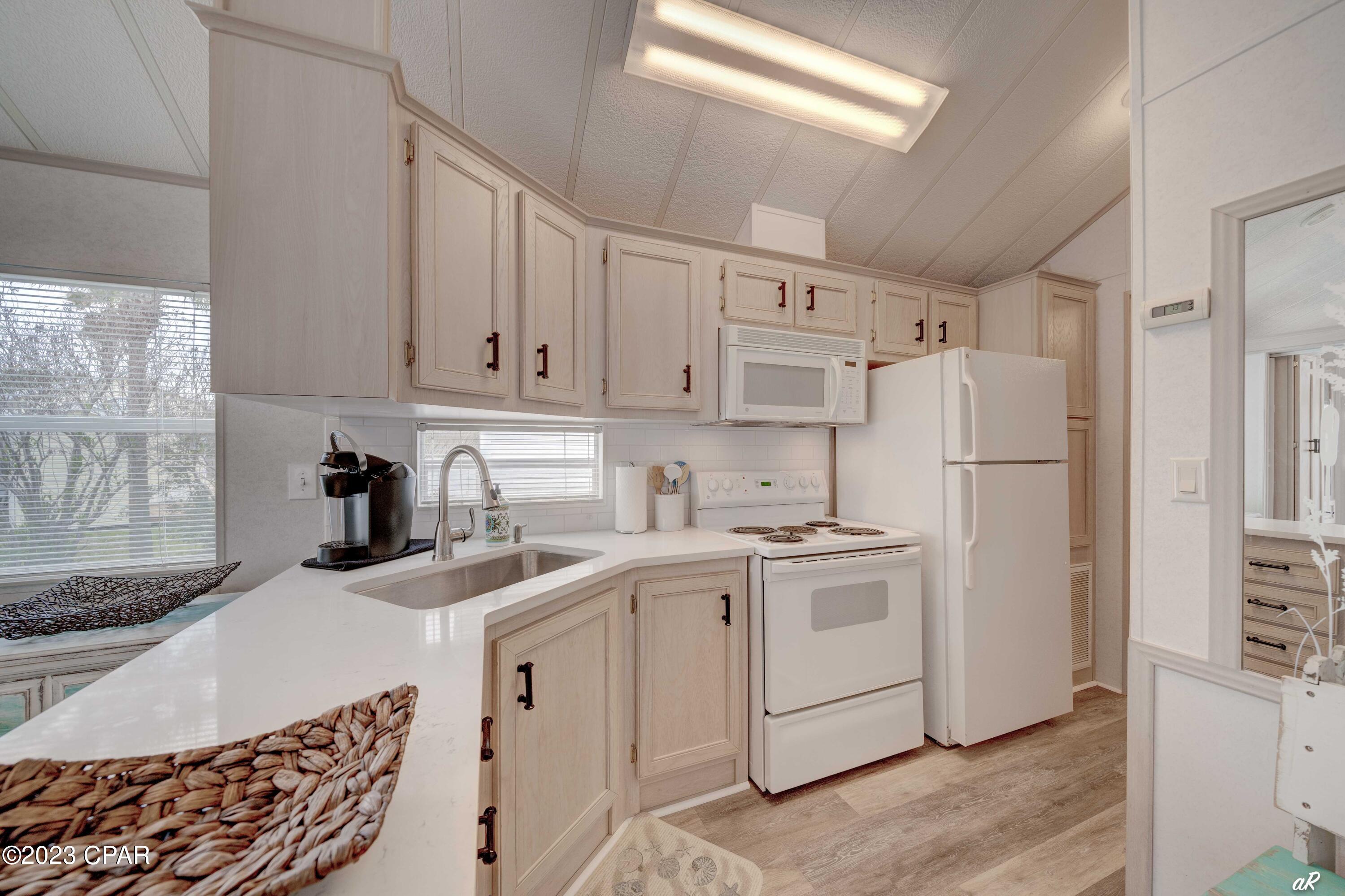 Emerald Pointe Resort - Residential