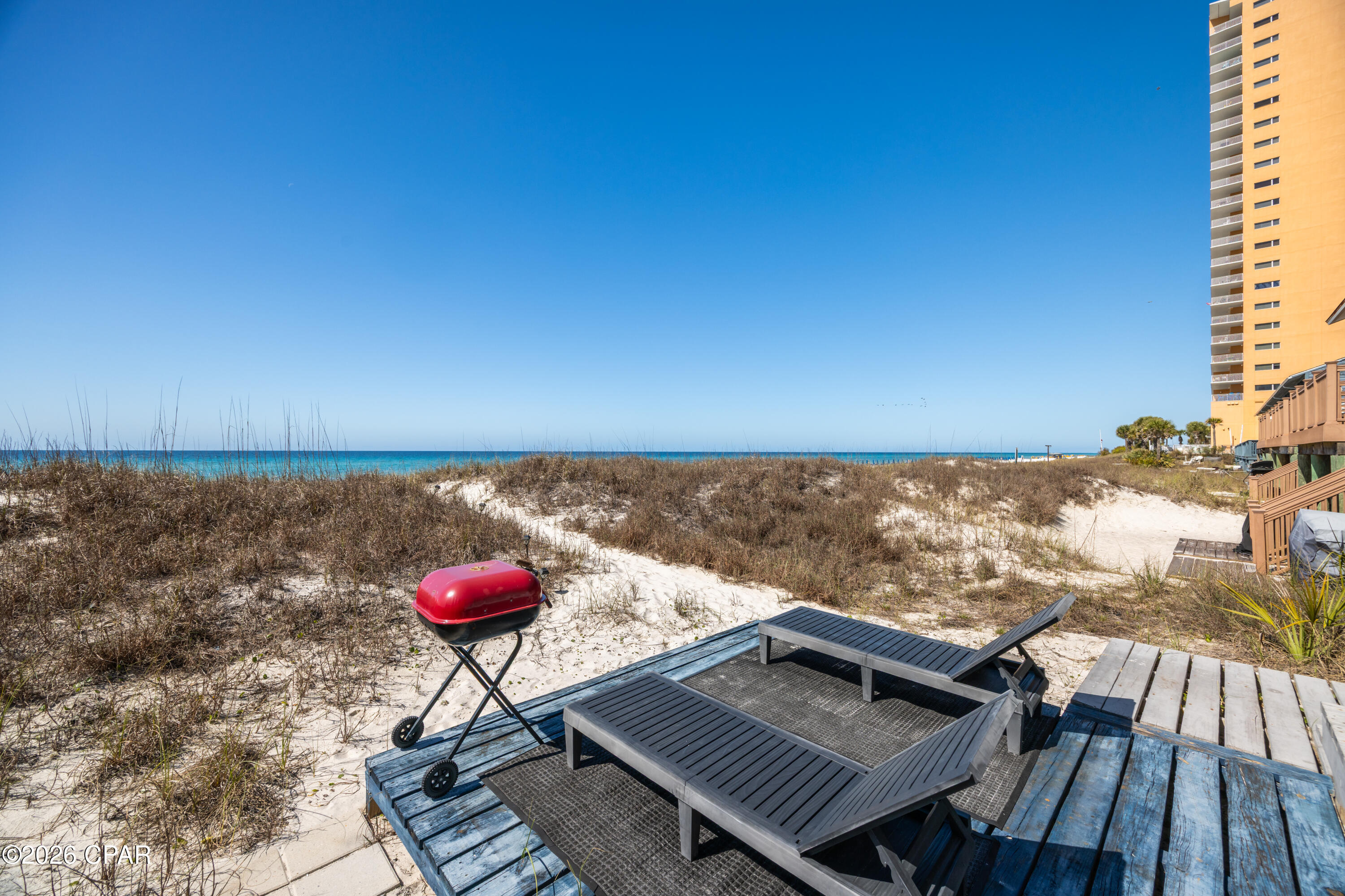 Seagull Beach - Residential