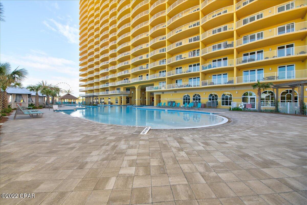 Calypso Towers III - Residential