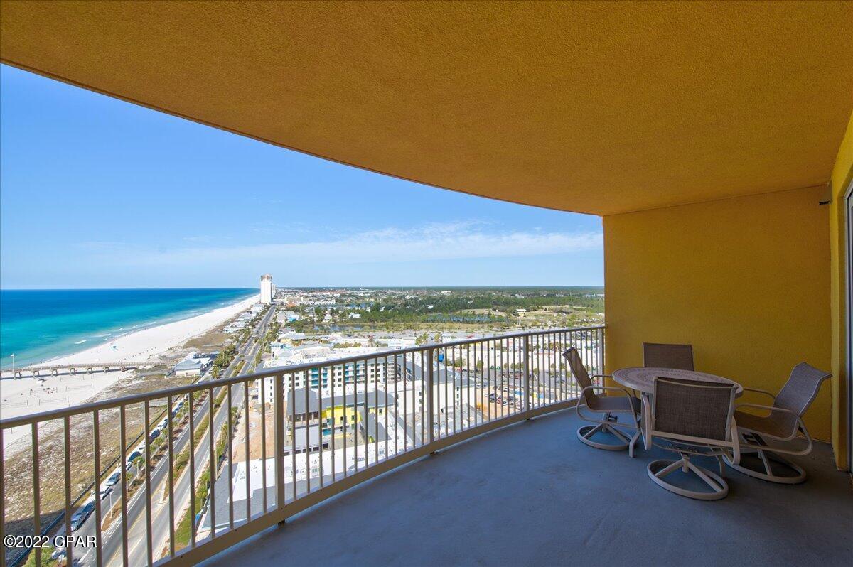 Calypso Towers III - Residential