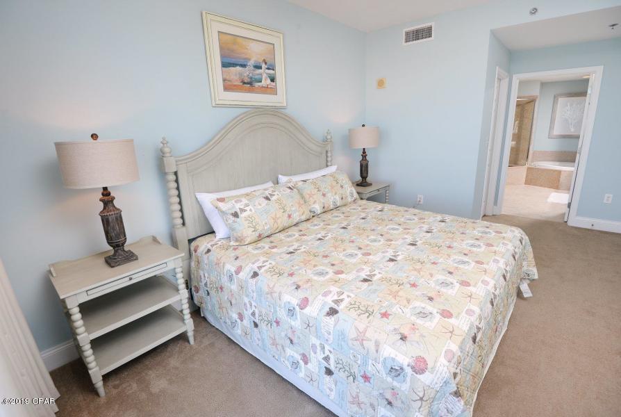 Laketown Wharf - Residential
