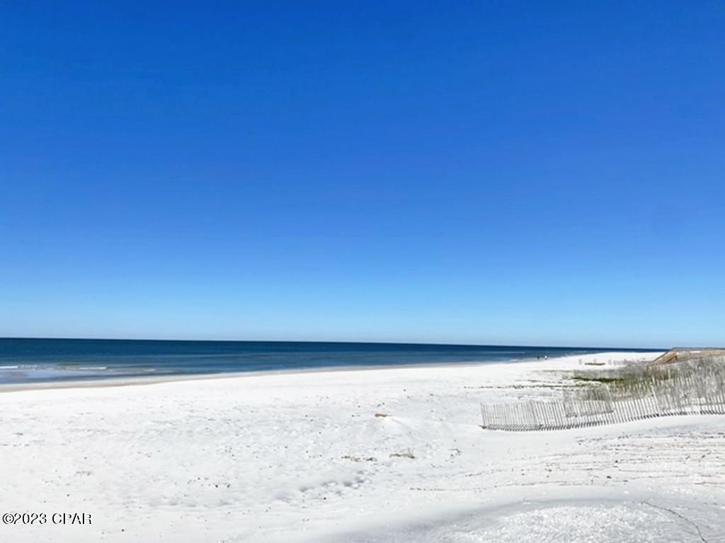 Seagrass - Land