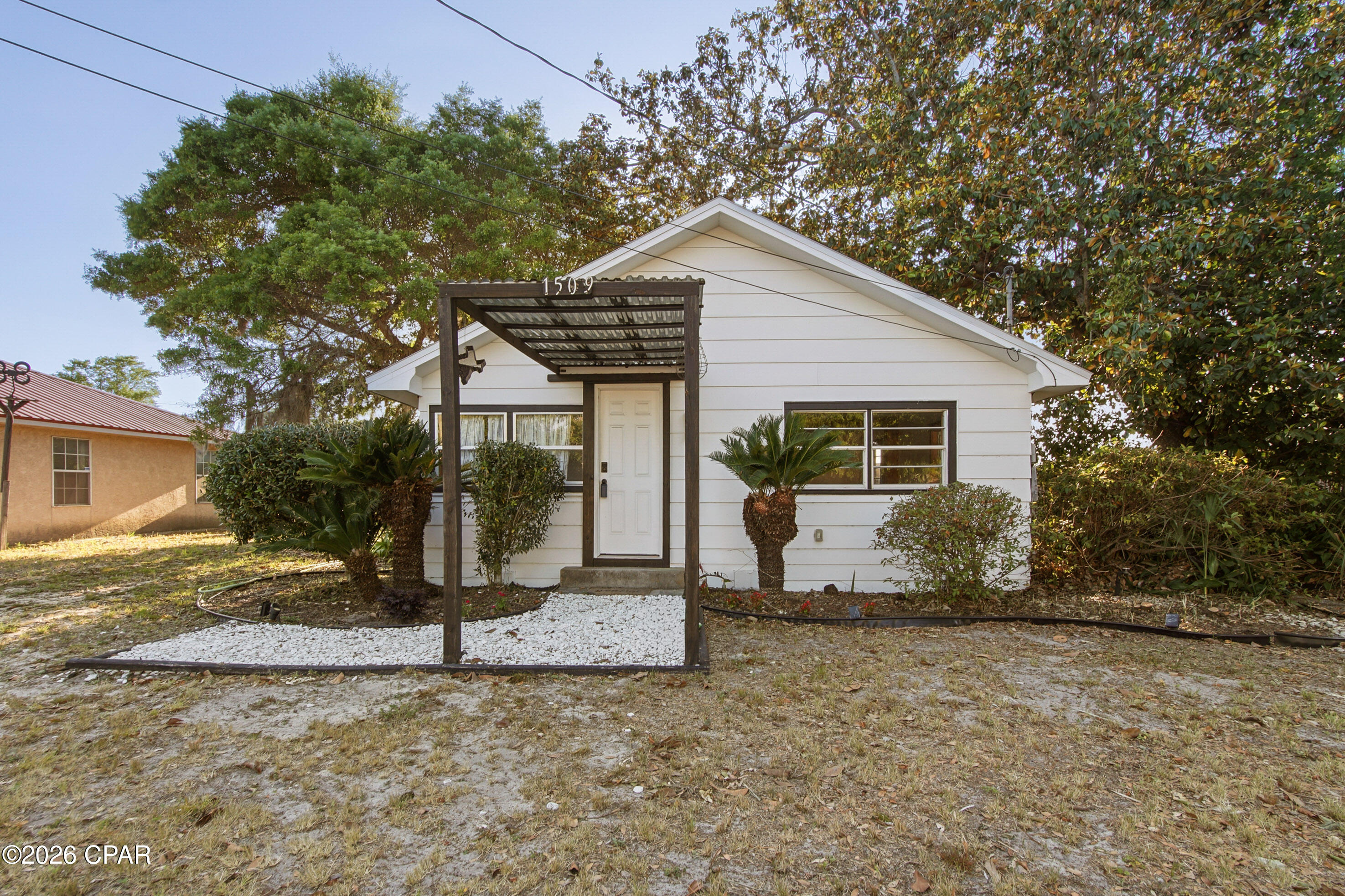Welcome home to this beautifully updated 3-bedroom, 1-bath gem, perfectly situated in a central location just minutes from the charm of Beck Avenue, known for its local restaurants, shops, and community events, as well as Oaks By The Bay Park. You'll also love the convenience of being near local colleges and just a short drive to the beach.
This recently renovated home features an inviting open floorplan with gorgeous hardwood floors that flow throughout the main living areas. The spacious eat-in kitchen offers a functional island, ample cabinetry, and a pantry, perfect for both everyday living and entertaining. A large laundry room provides additional storage and convenience.
Step outside to enjoy the screened-in back porch overlooking a fully privacy-fenced backyard, ideal for relaxing, pets, or gatherings. For those who love a touch of homesteading, the property even includes a charming chicken coop.
This move-in ready home offers comfort, style, and a location that truly puts you close to everything, don't miss your opportunity to make it yours!
All measurements are approximate and should be verified for accuracy