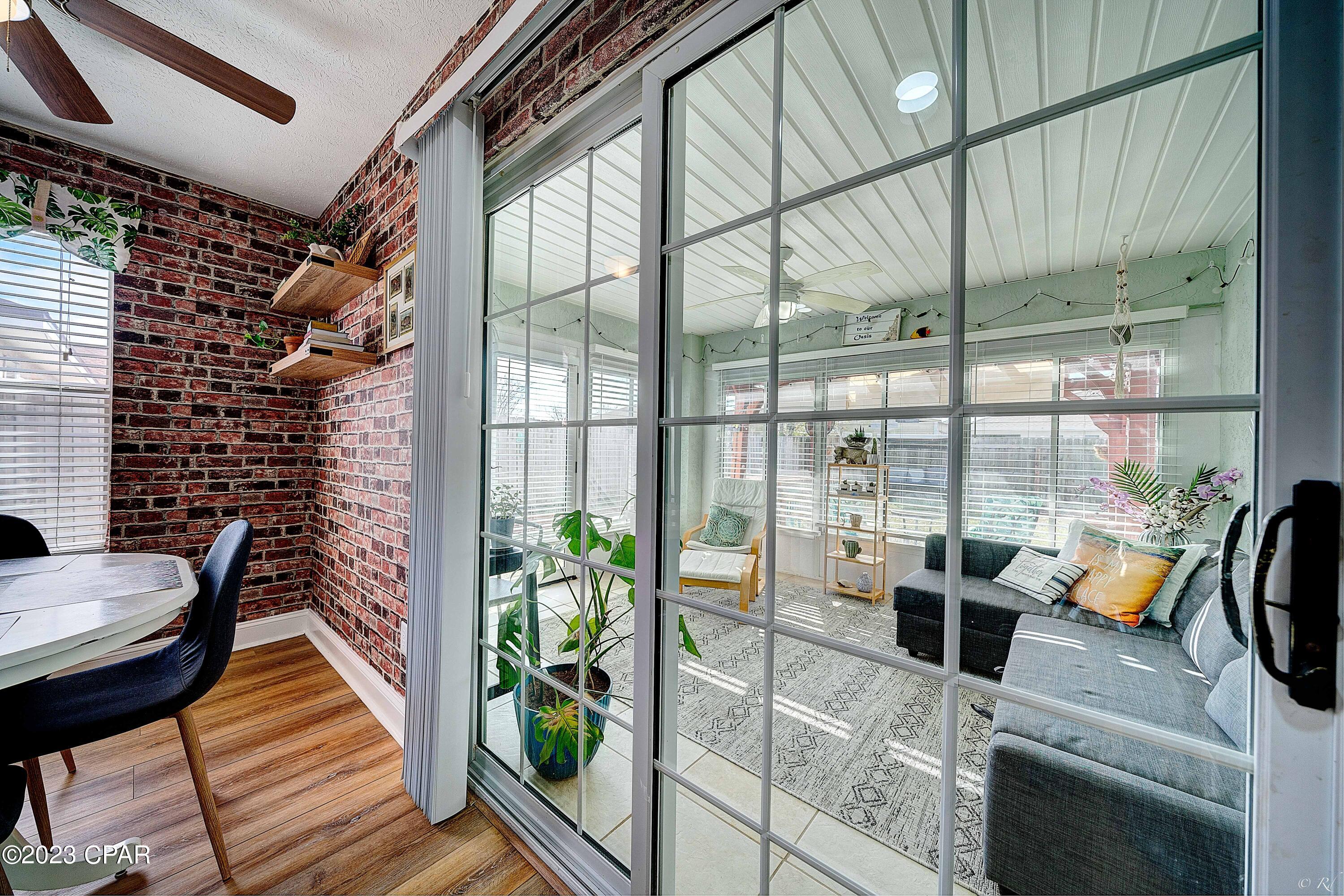 Pine Tree Place Unit 1 - Residential