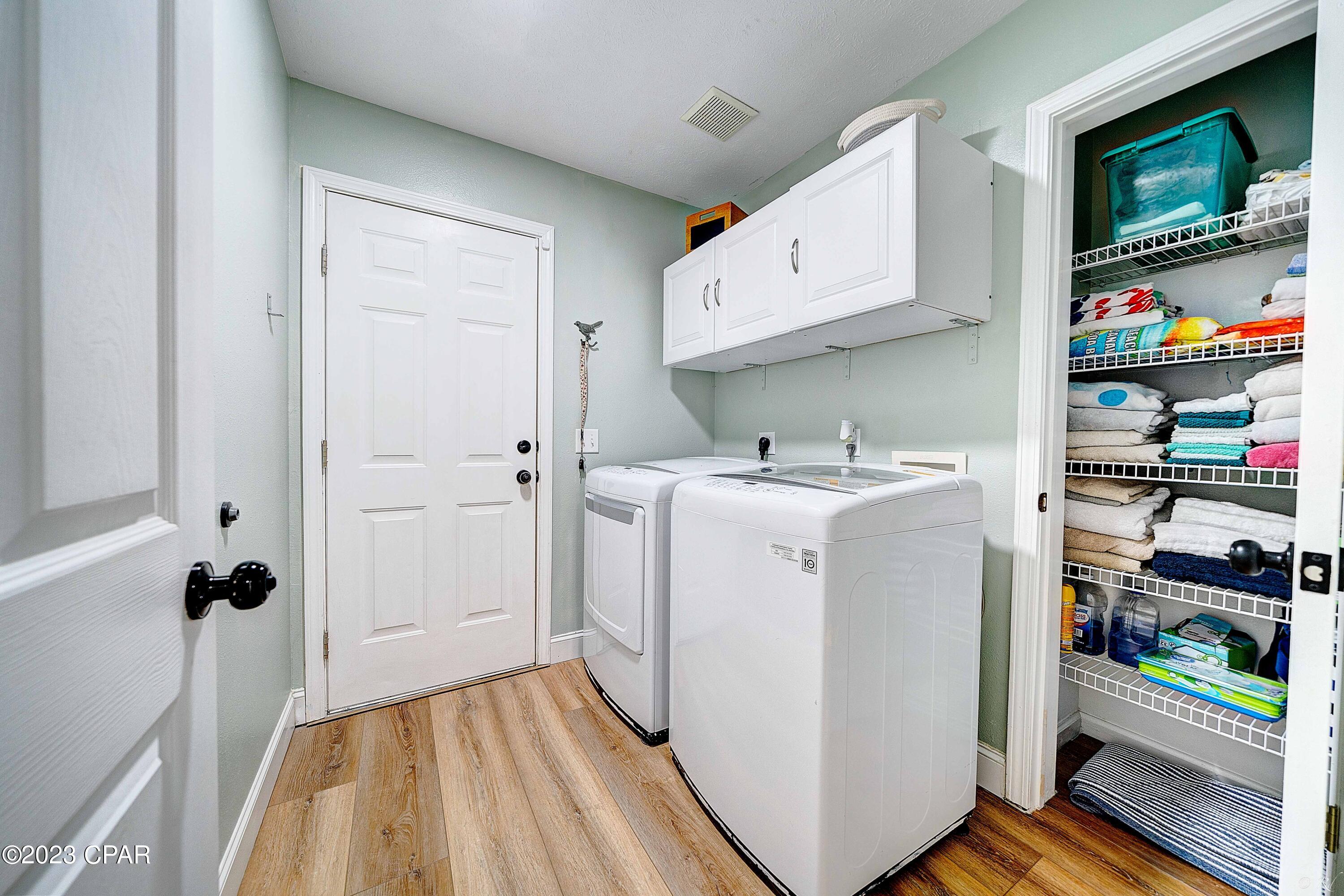 Pine Tree Place Unit 1 - Residential