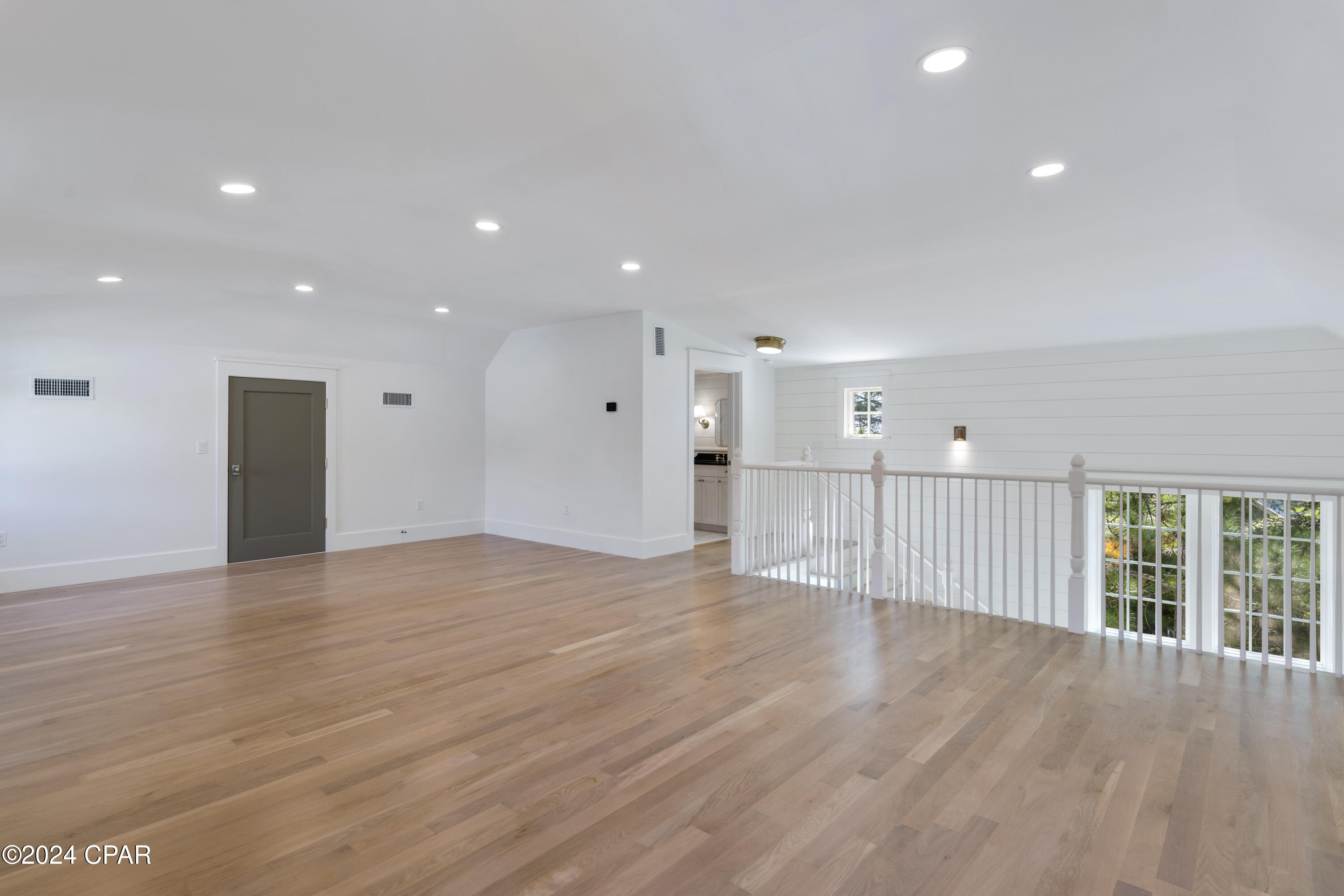 Forest Lakes - Residential