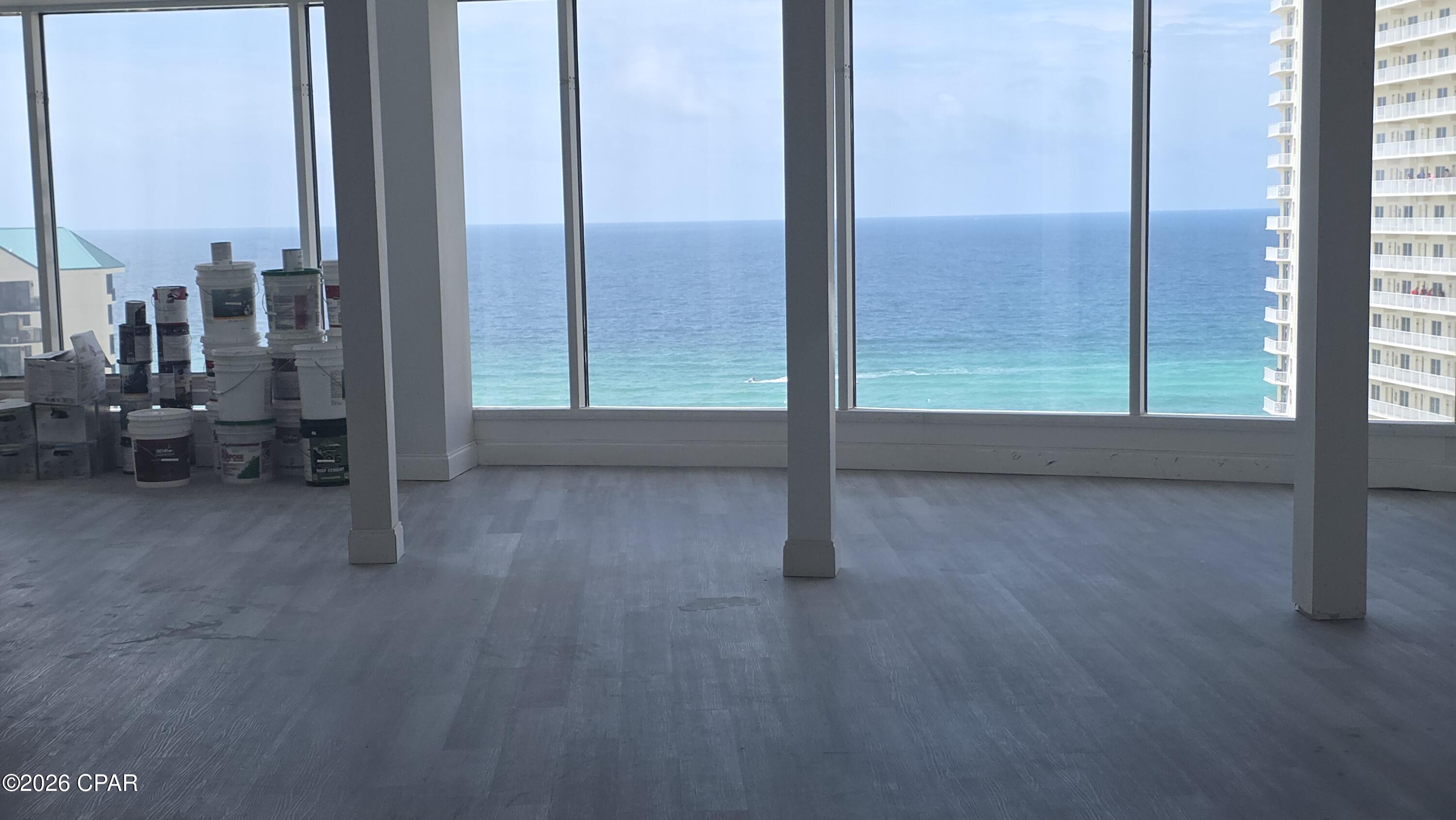 Laketown Wharf - Residential