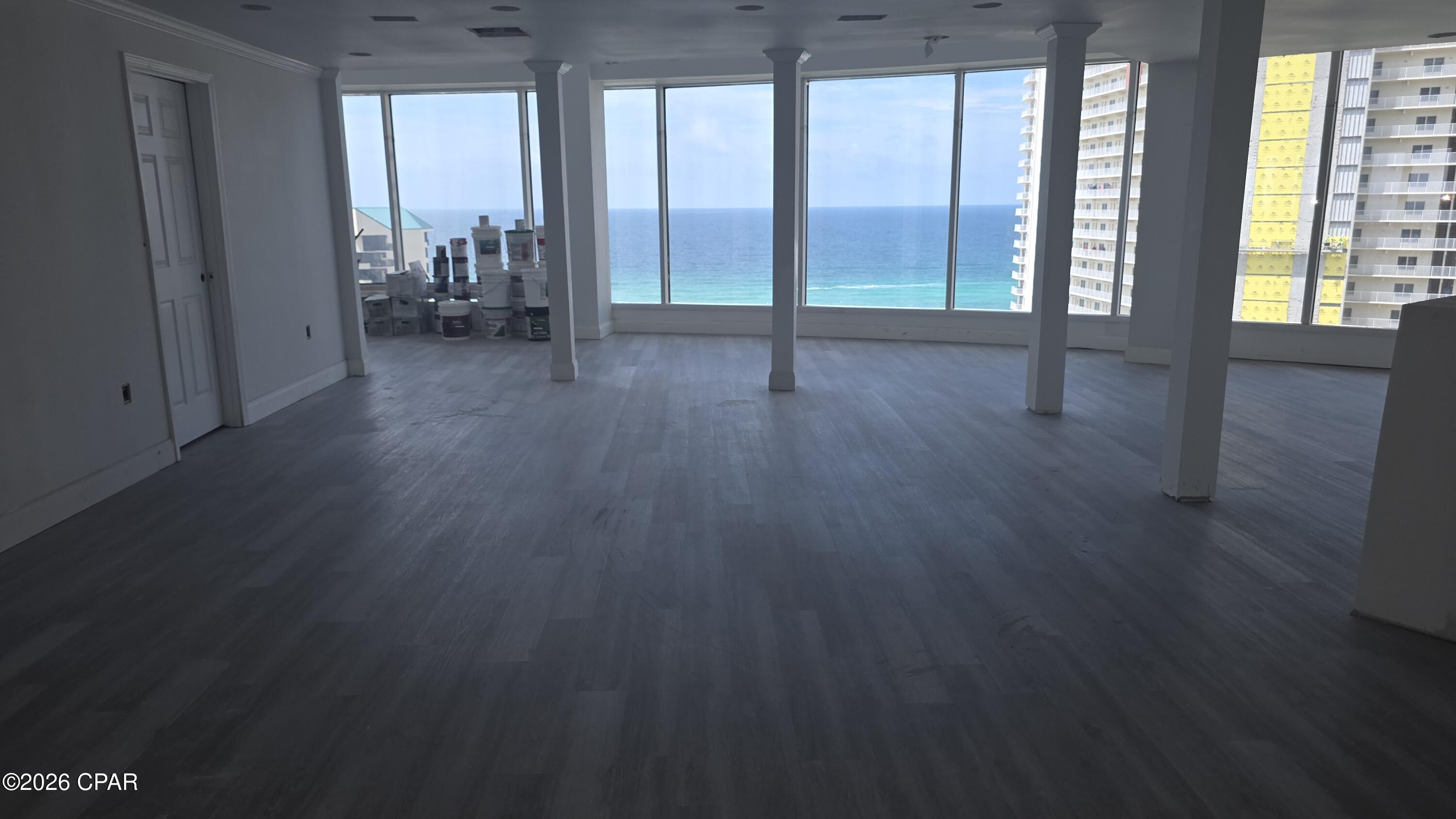 Laketown Wharf - Residential