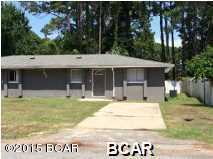 This is a 3 bedroom, 2 bath duplex unit located in the Thomas Drive area - close to Publix and Winn Dixie. This unit is just a few blocks to the lagoon, and only minutes to the beach. This home features all tile floors, and fenced back yard.