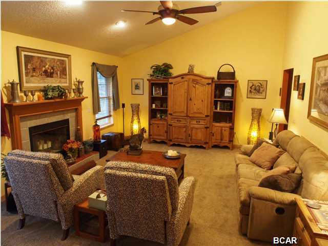 Colonial Est. - Residential