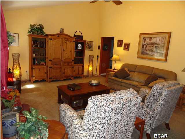 Colonial Est. - Residential