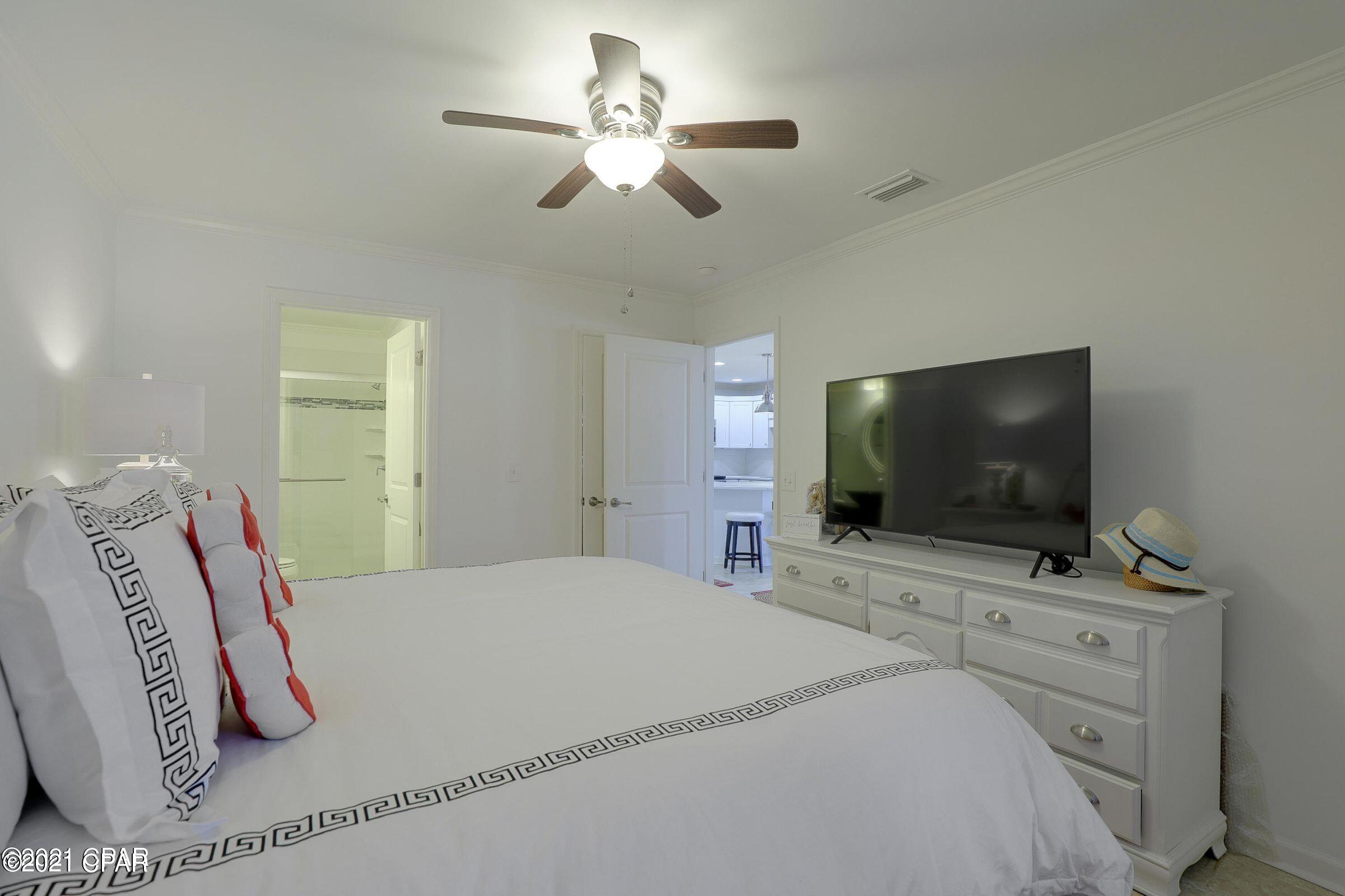Bay Point Harbour Villas - Residential