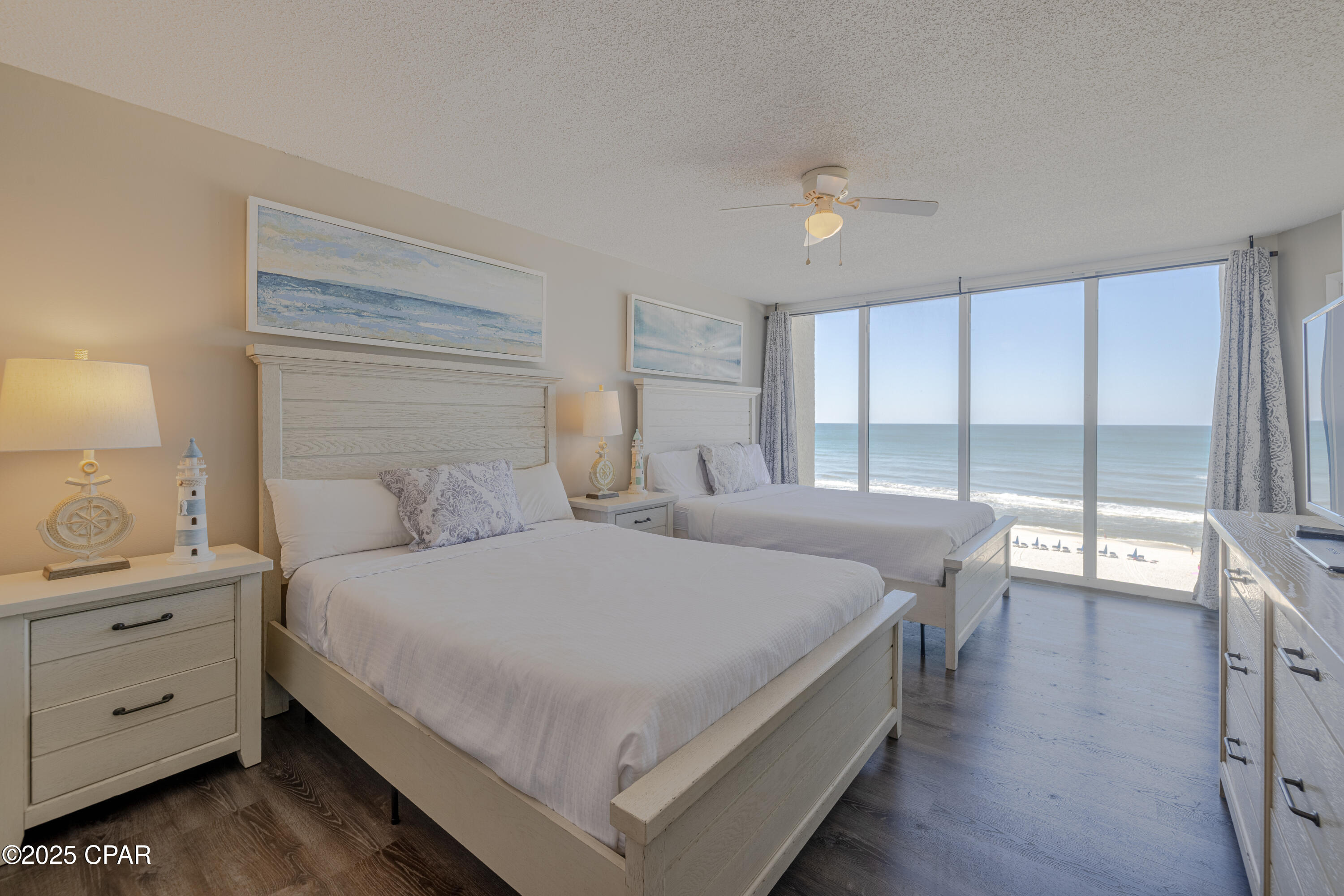 Long Beach Towers I - Residential