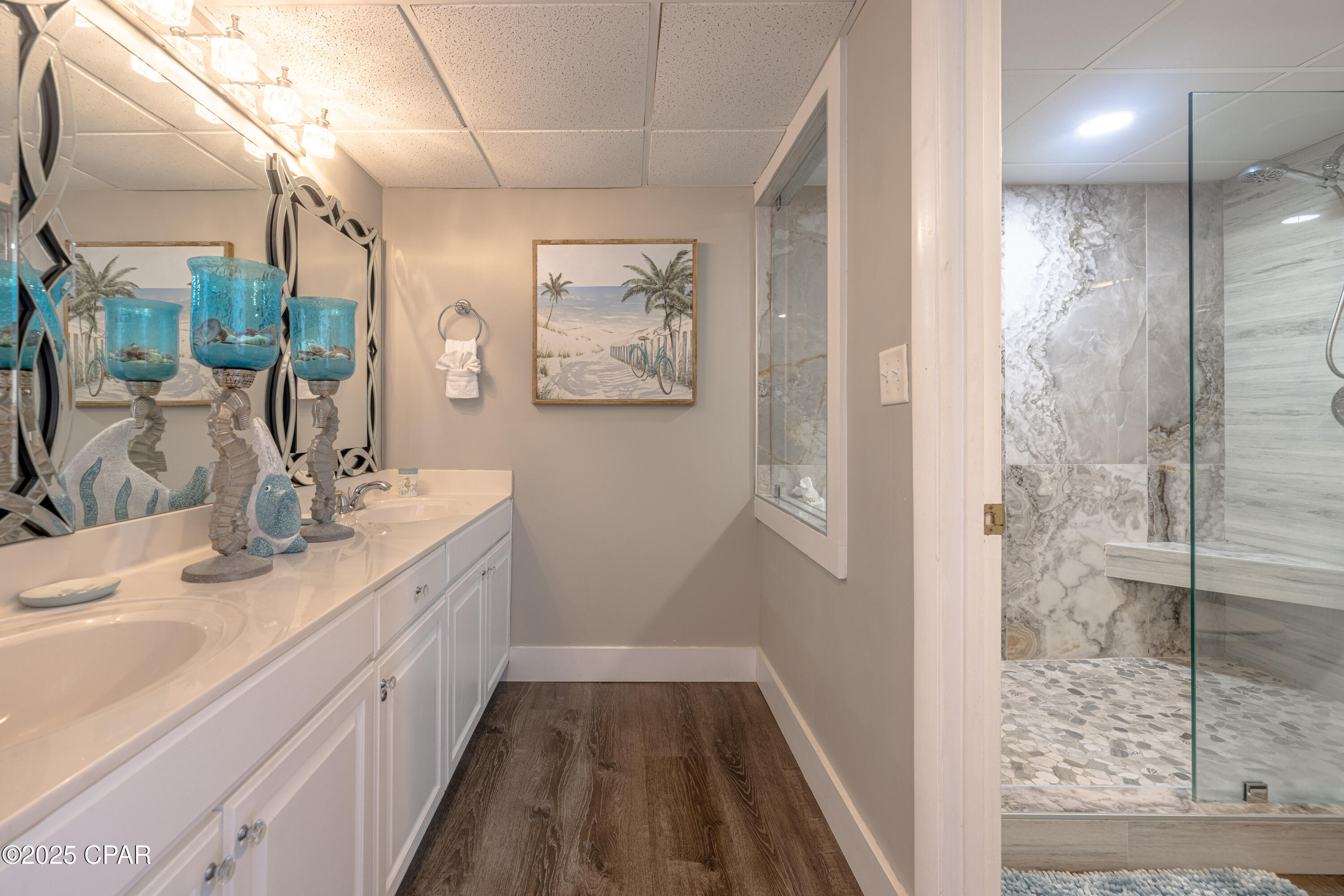 Long Beach Towers I - Residential