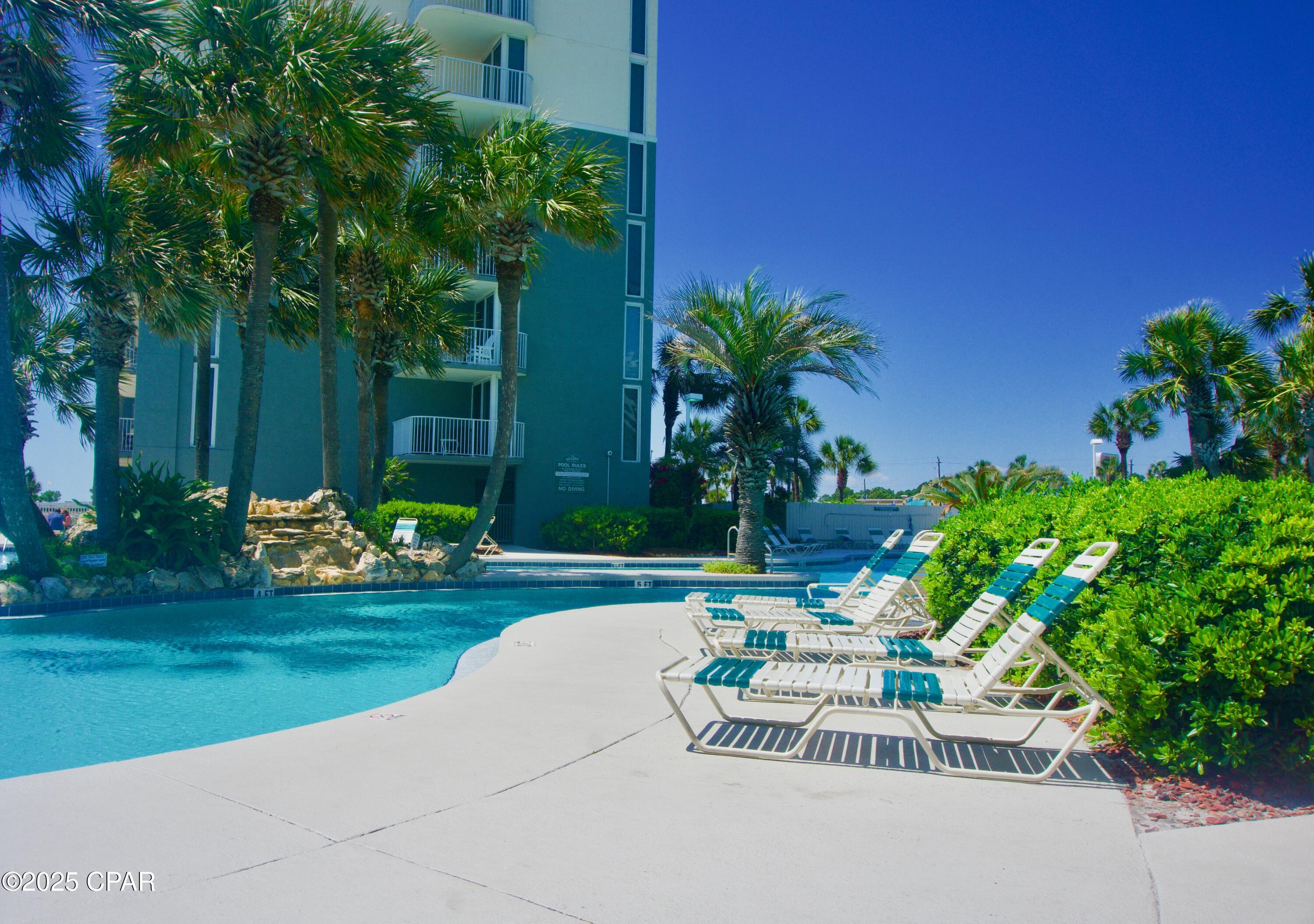 Long Beach Towers I - Residential