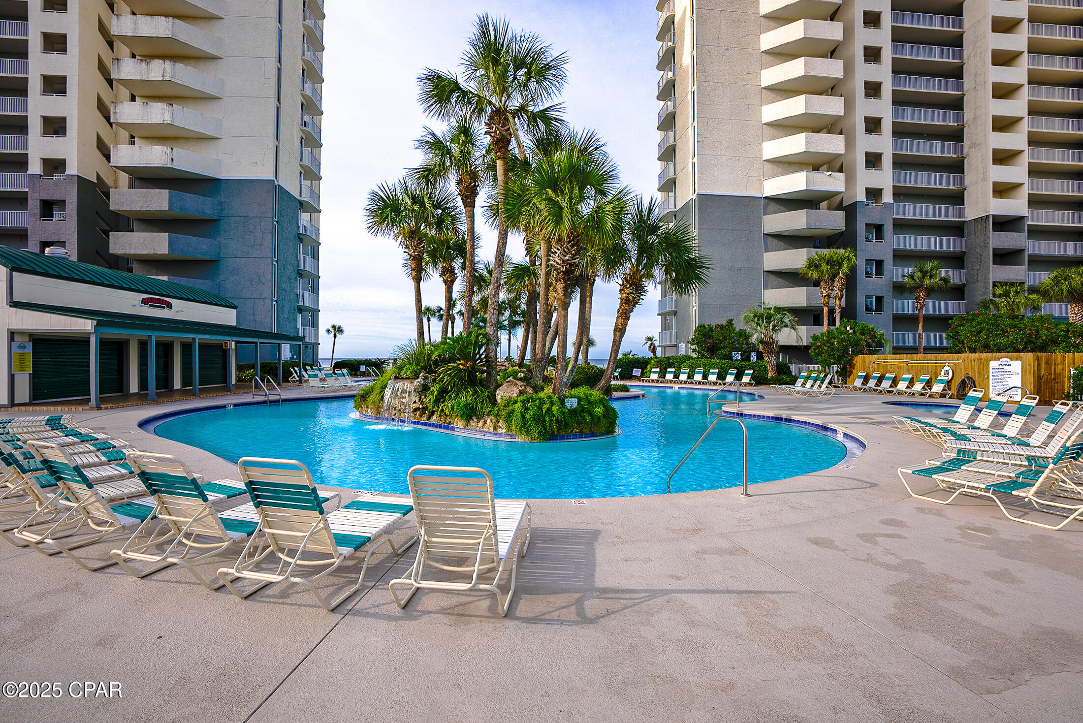 Long Beach Towers I - Residential