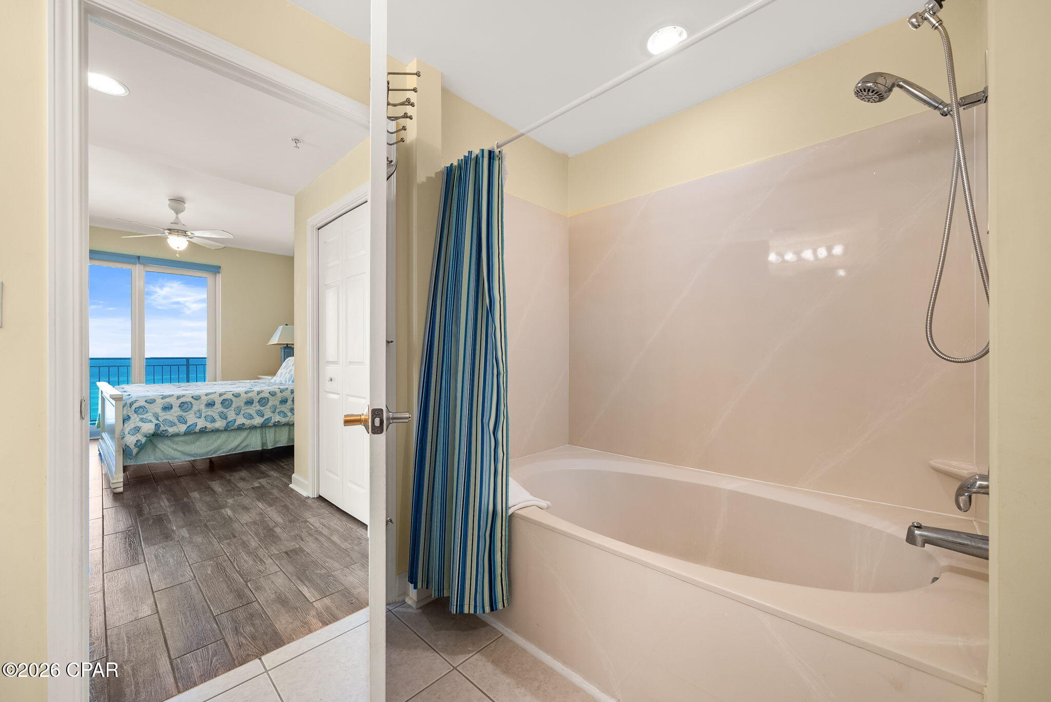 Sterling Reef - Residential
