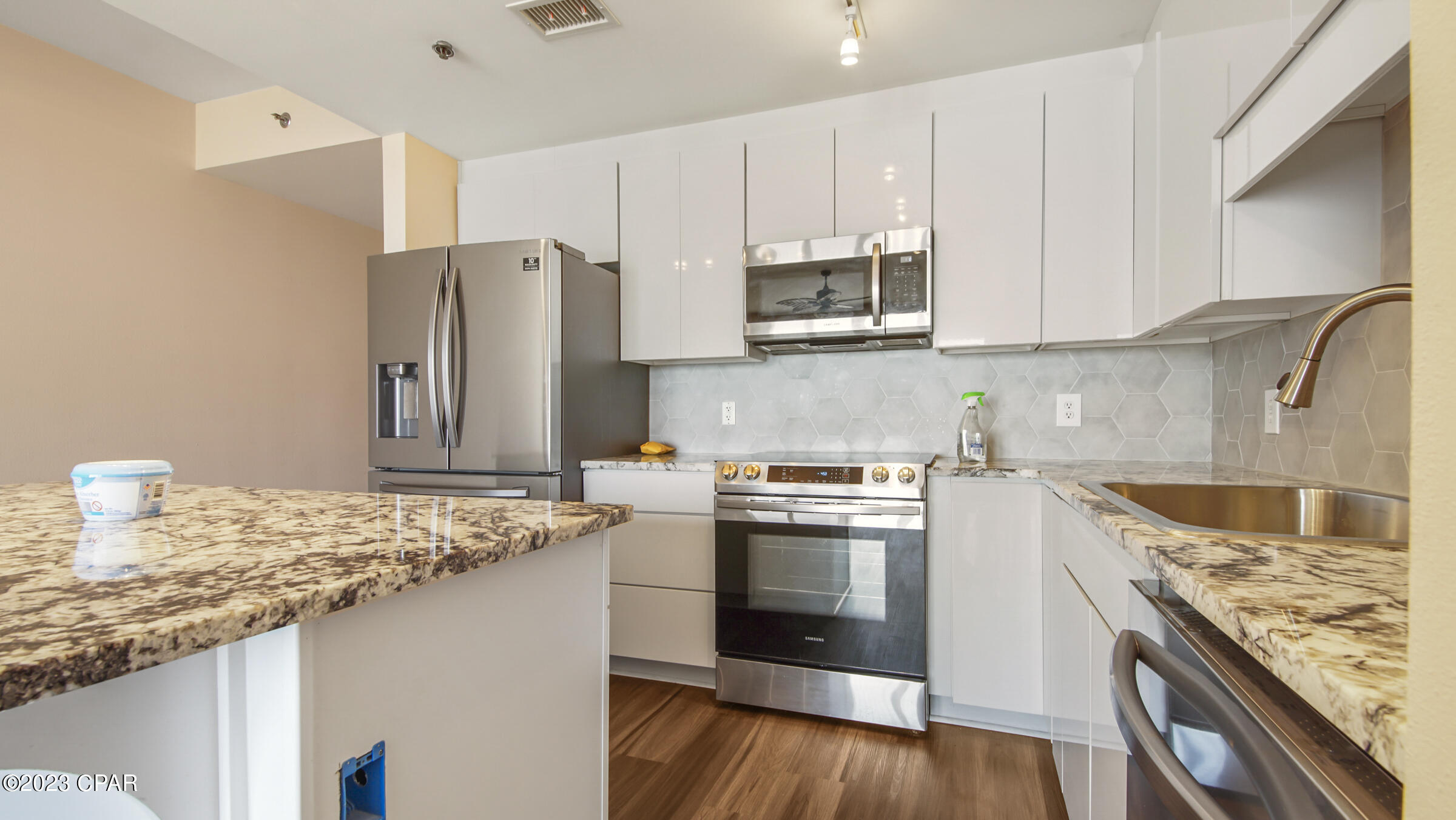 Laketown Wharf Phase II - Residential