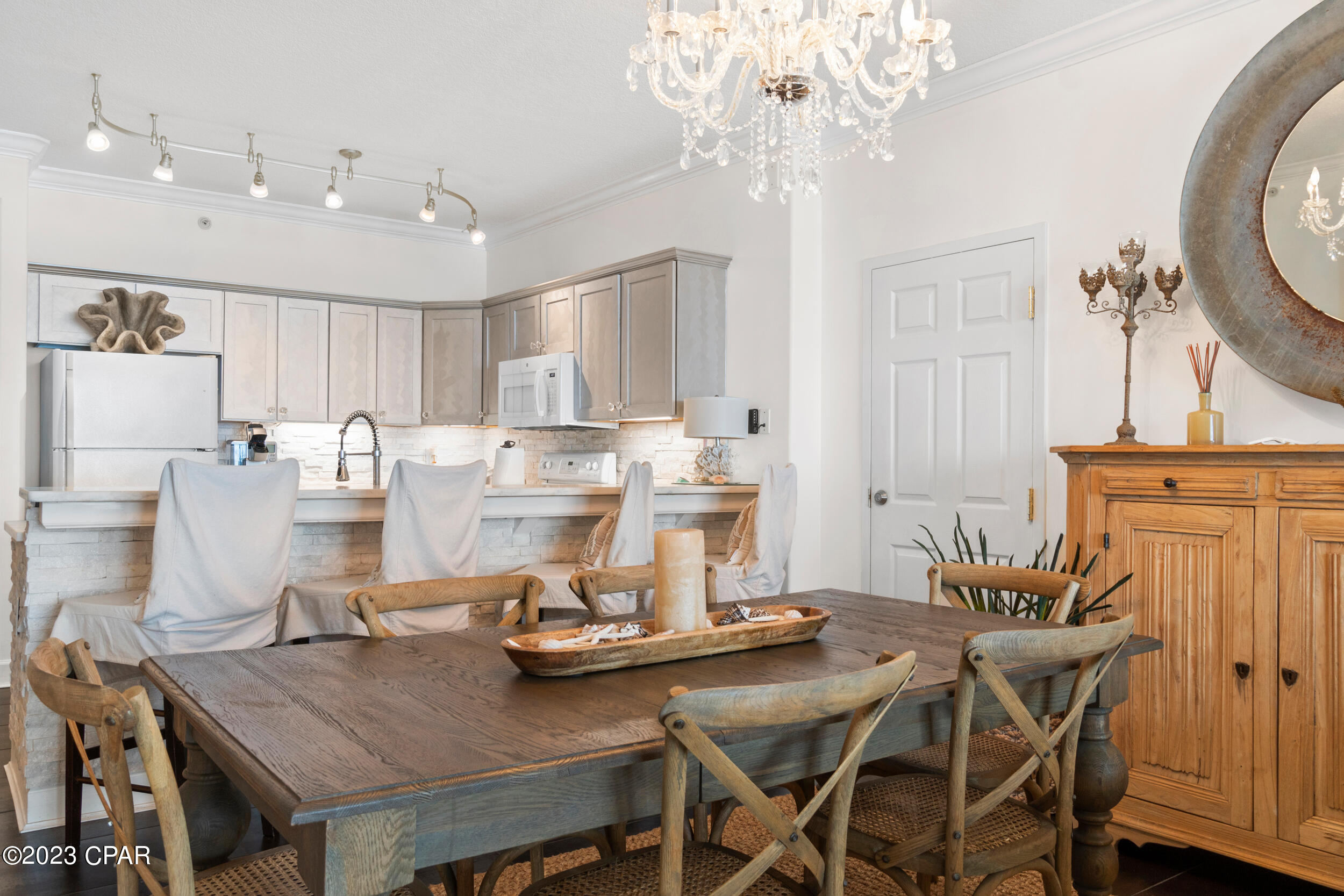 Emerald Isle - Residential