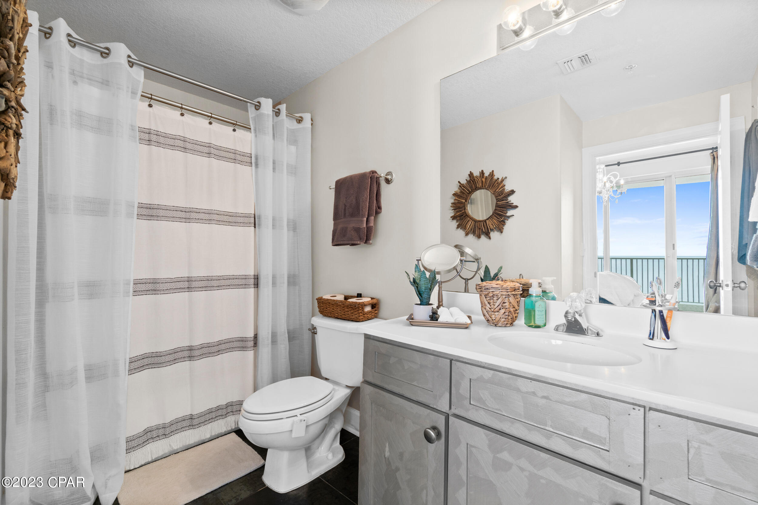 Emerald Isle - Residential