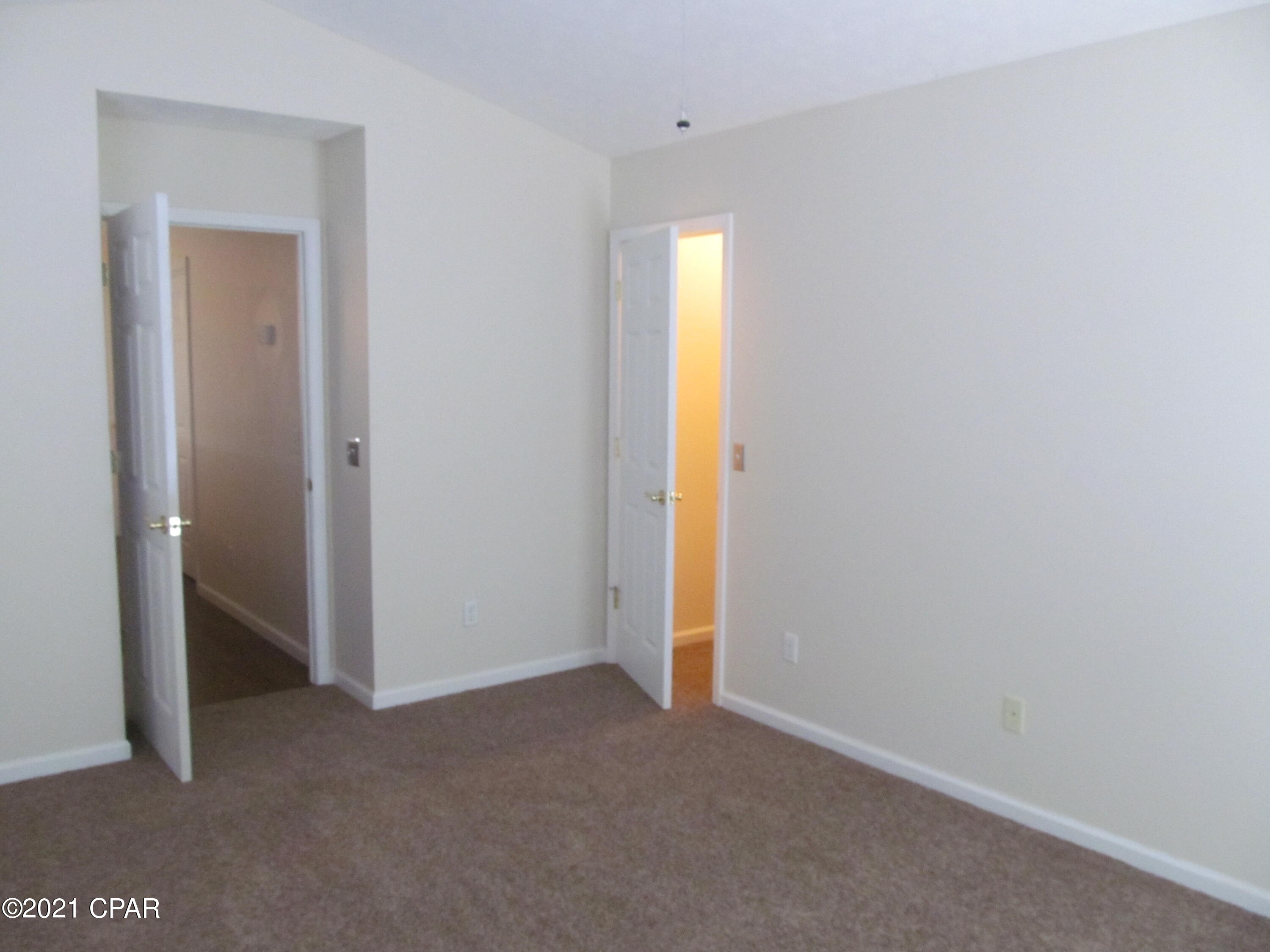Crescent Beach Unit 1 - Residential Lease